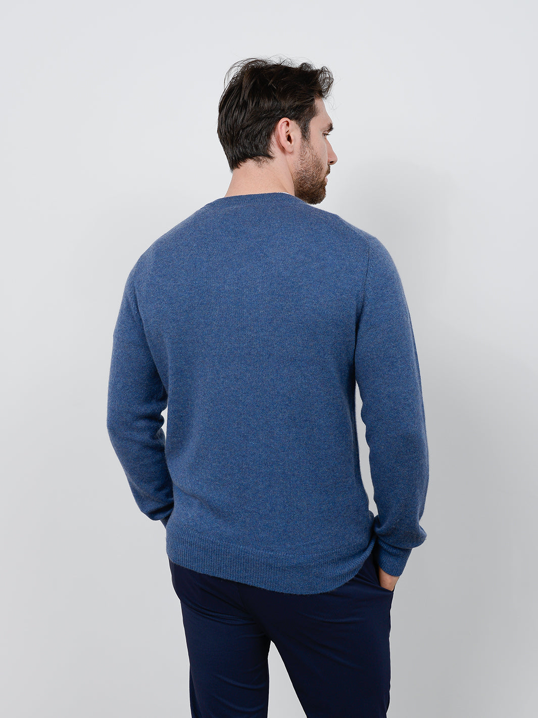 Nicholas Men's Cashmere V Neck
