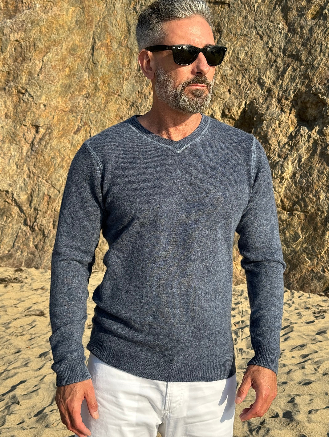 Relaxed Fit V Neck Cashmere Sweater for Men