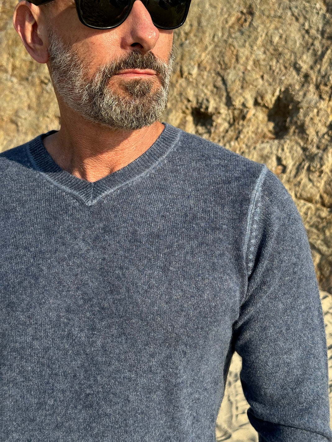 Relaxed Fit V Neck Cashmere Sweater for Men