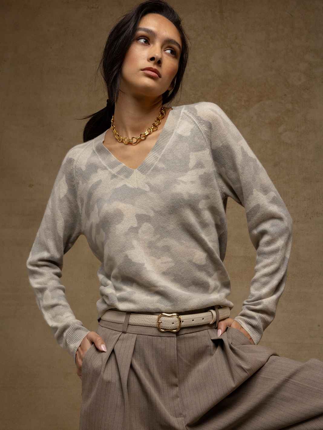 Nani Women's Cashmere Camo Print V Neck