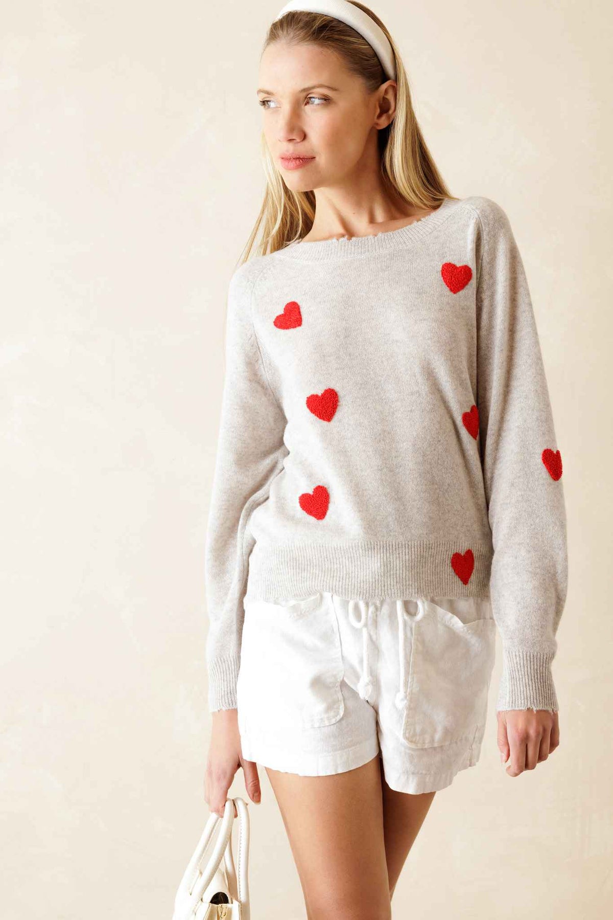 Carmen Cashmere Crew Neck Sweater for Women | Relaxed Fit