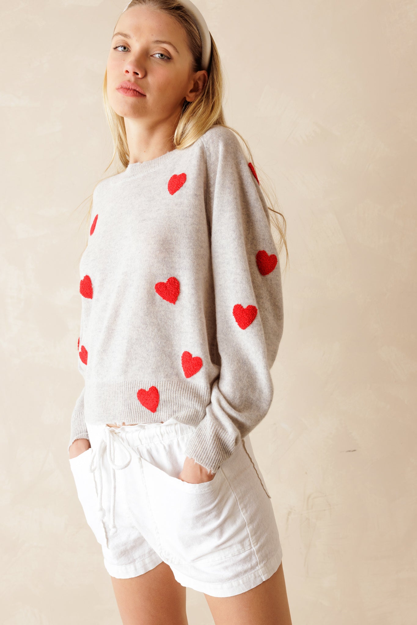 Carmen Cashmere Heart Embroidered Sweater