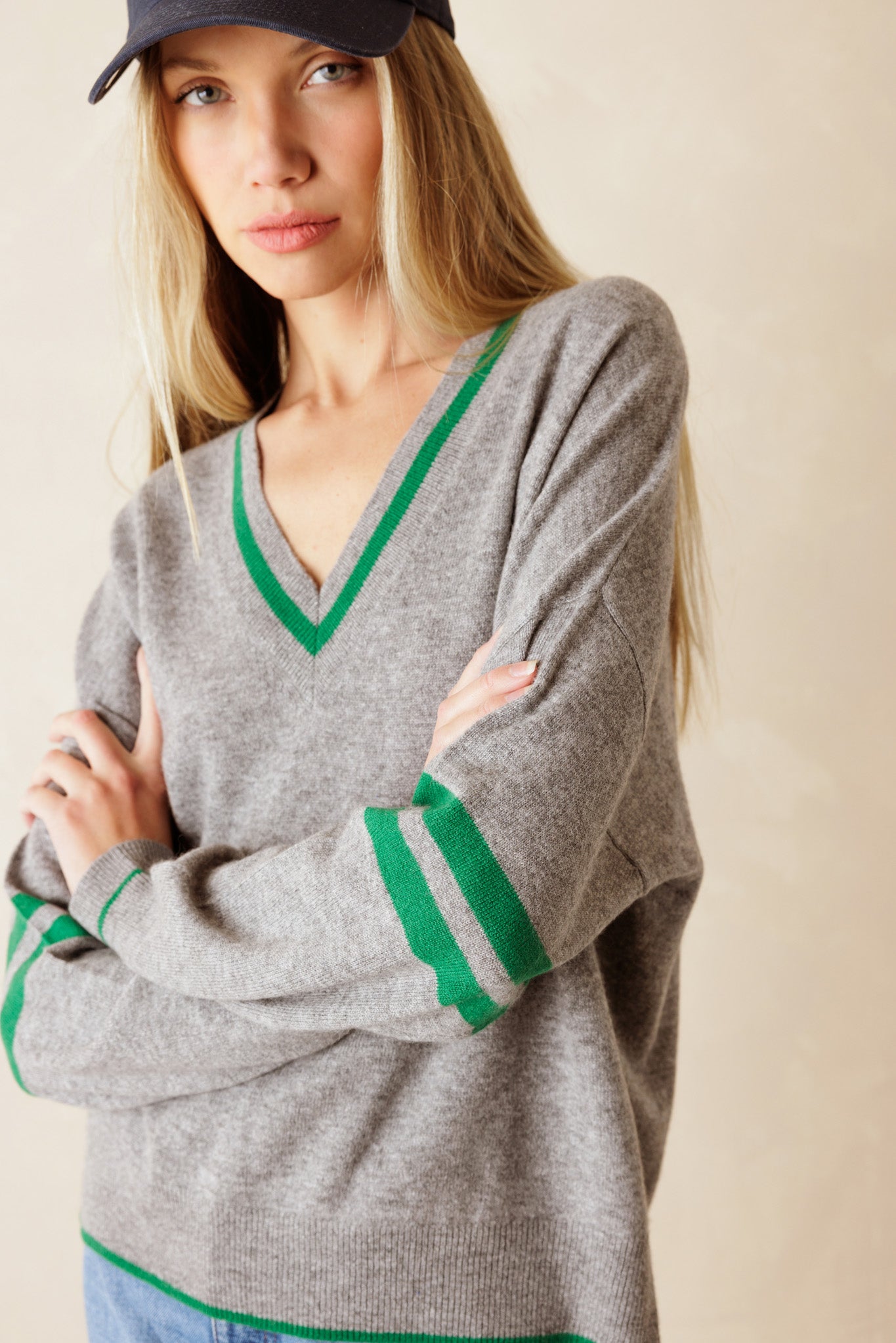 Debbie Vasity Women's V Neck Cashmere Pullover