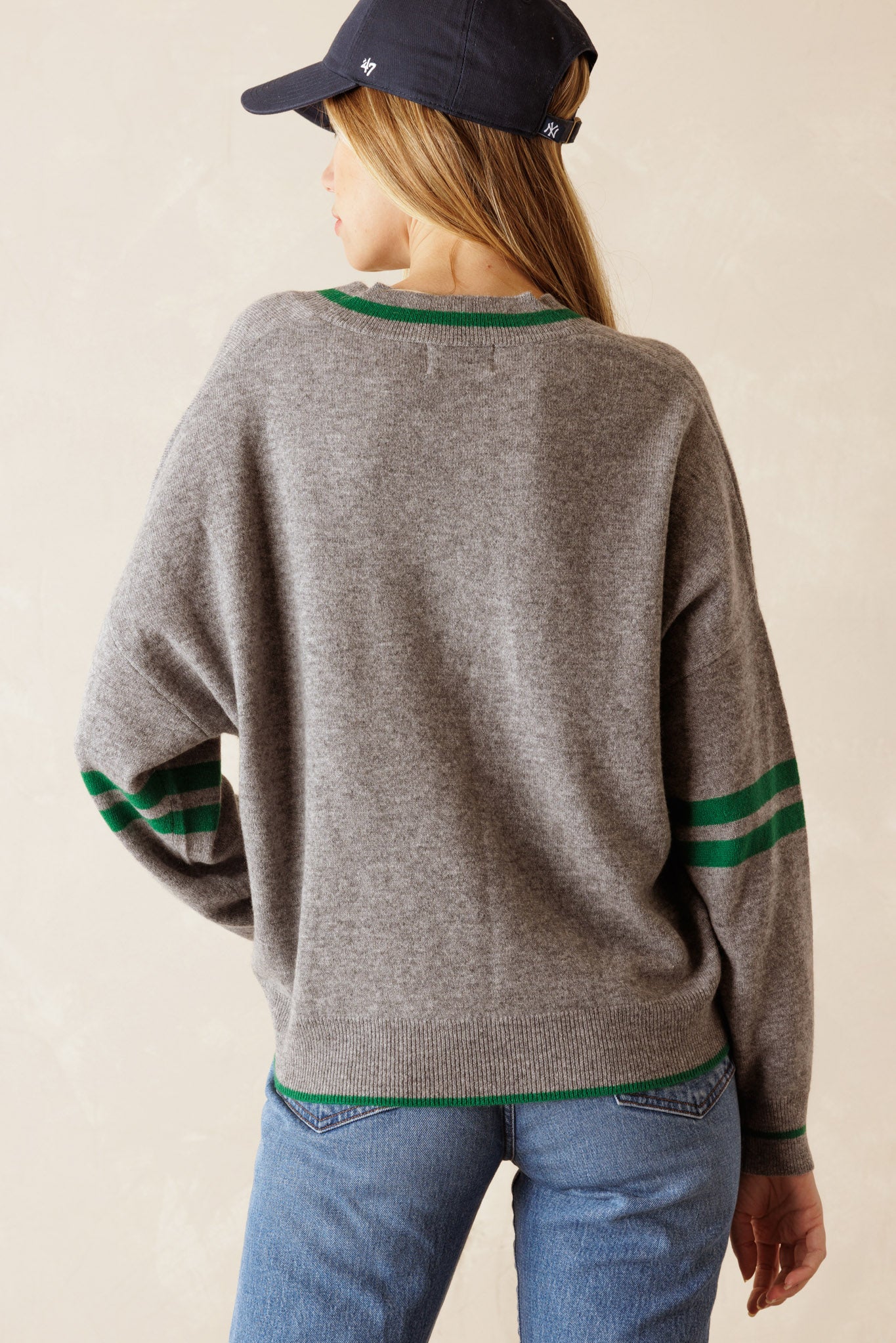 Debbie Vasity Women's V Neck Cashmere Pullover