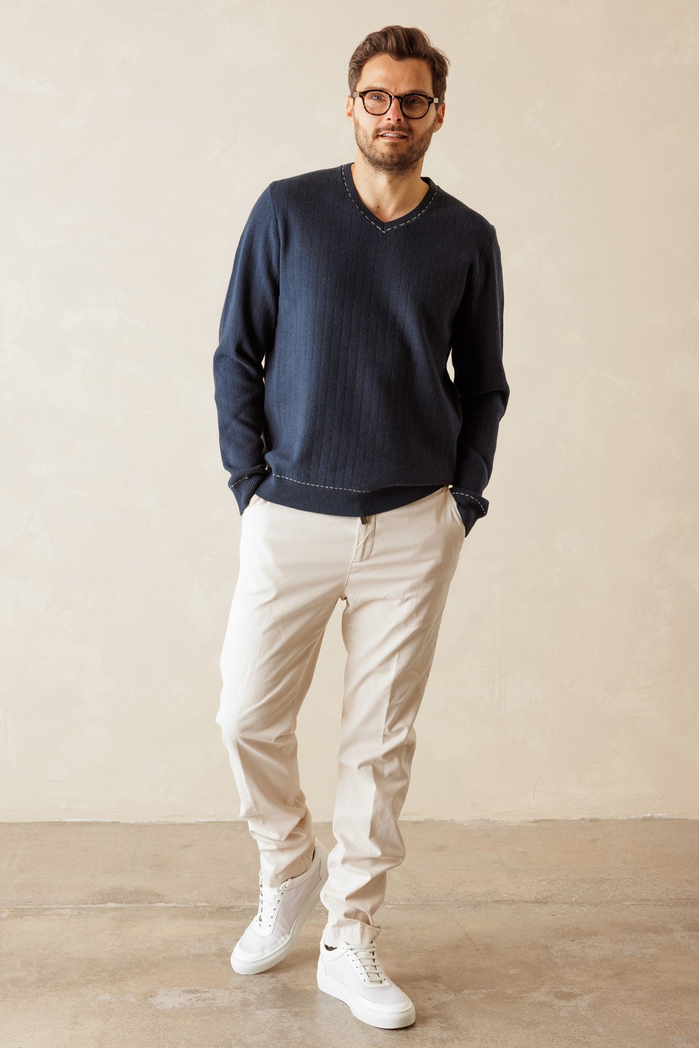 Buca Men's Cotton V Neck Sweater