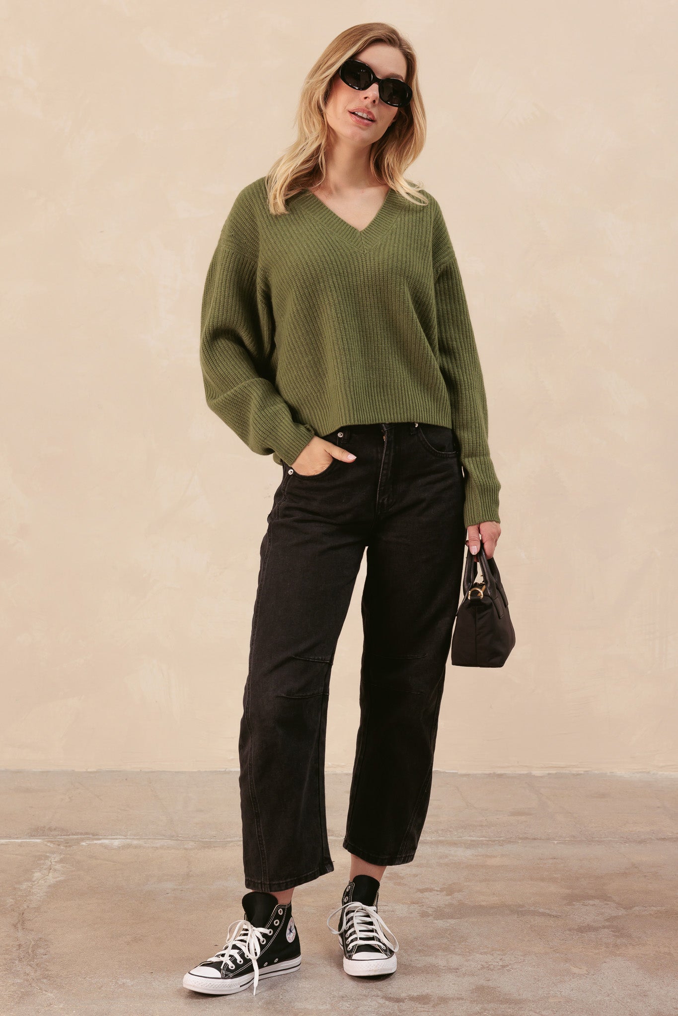 Kylie Ribbed Cashmere V Neck