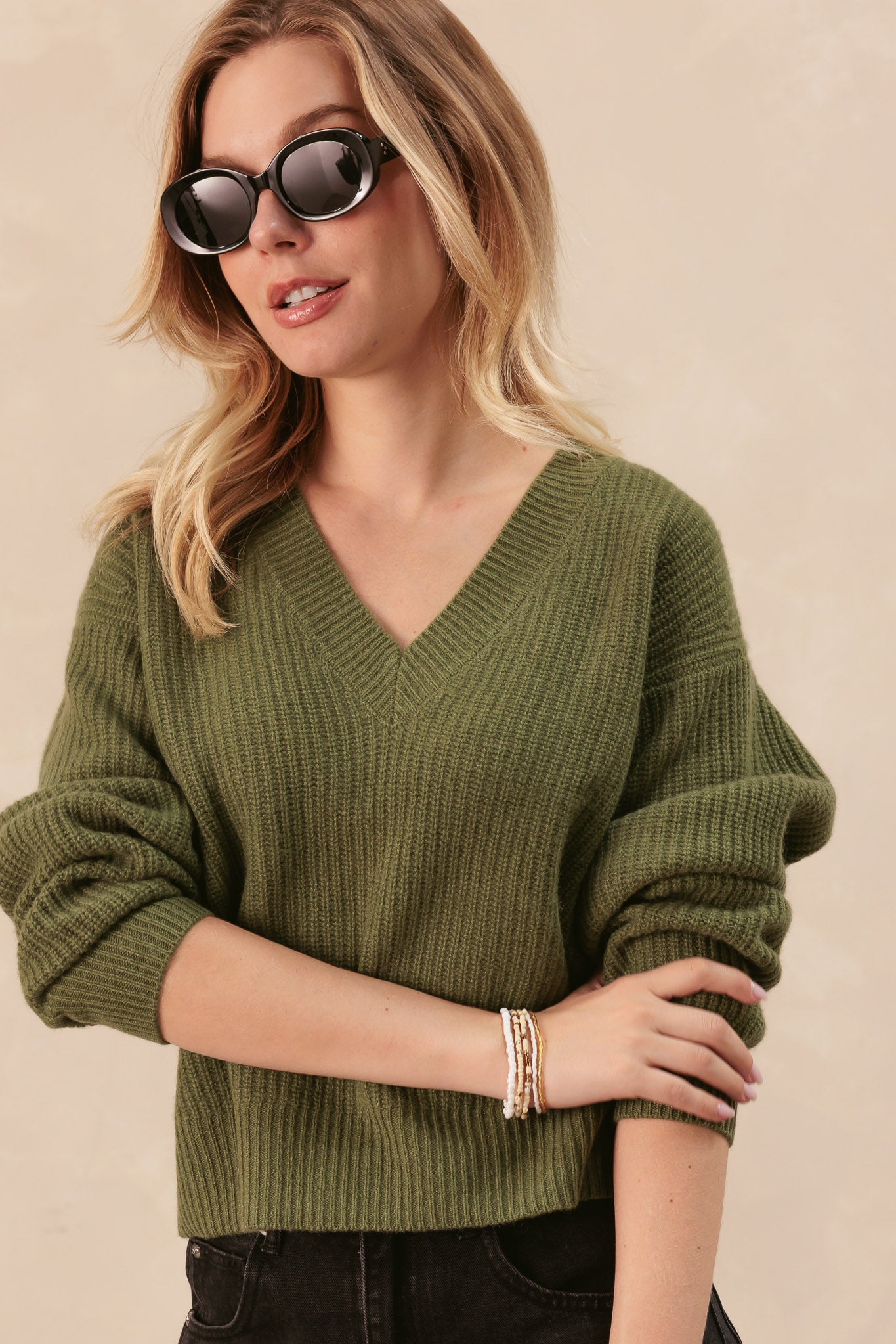 Kylie Ribbed Cashmere V Neck