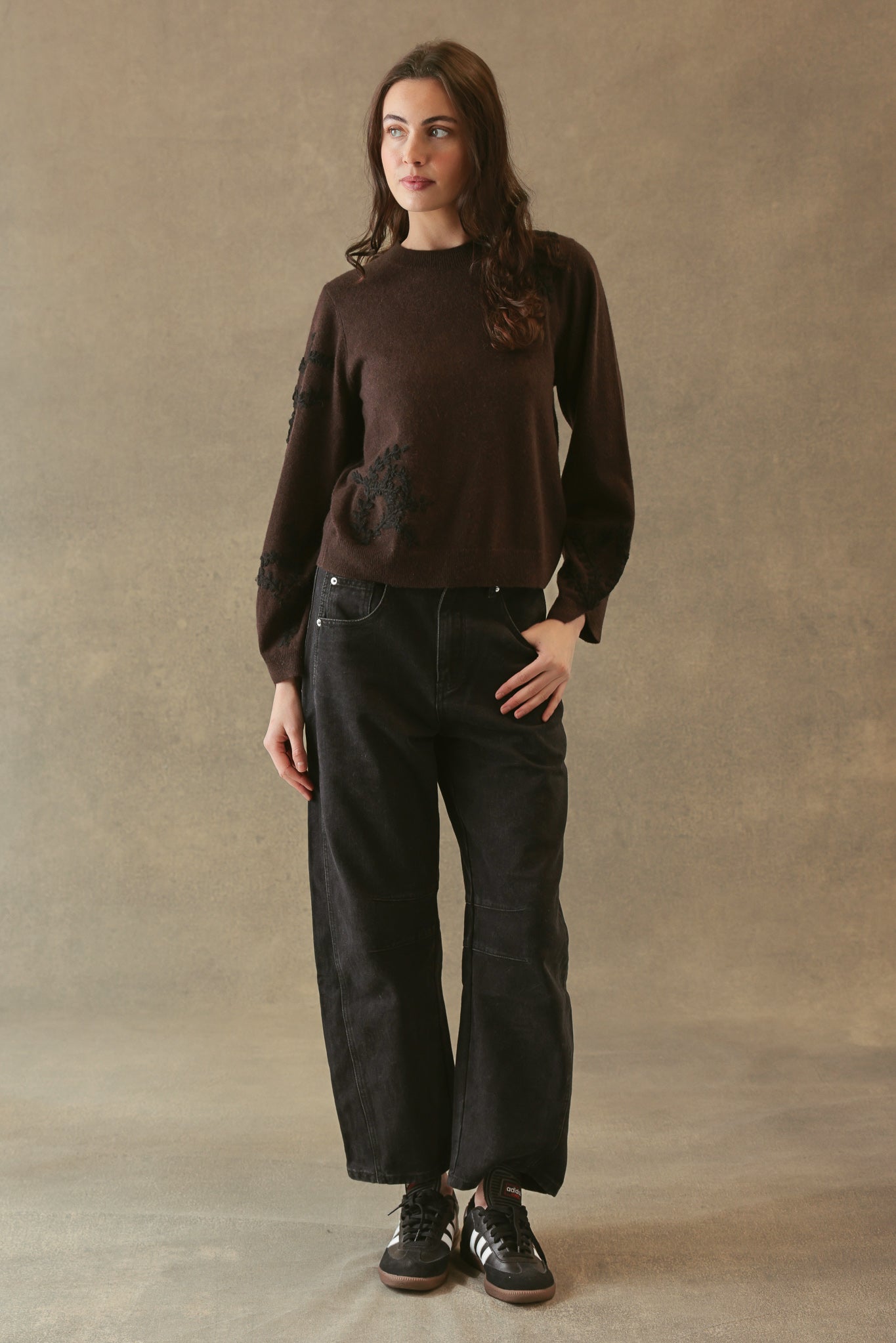 Pelta Floral Embroidered Cashmere Crewneck