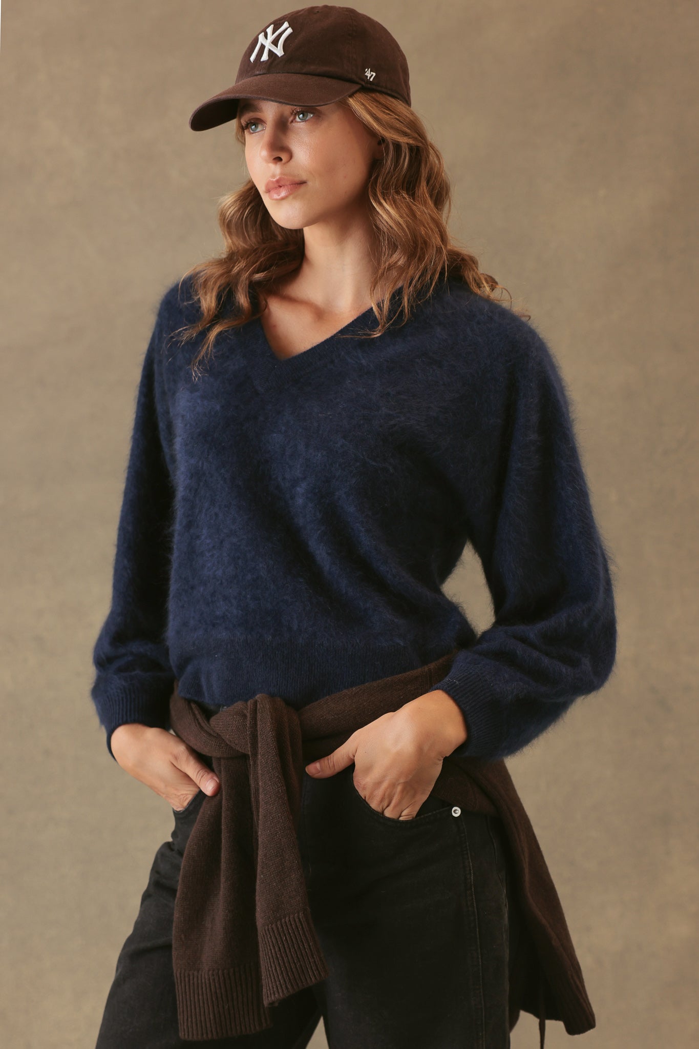Sue Fuzzy Cashmere V Neck Pullover