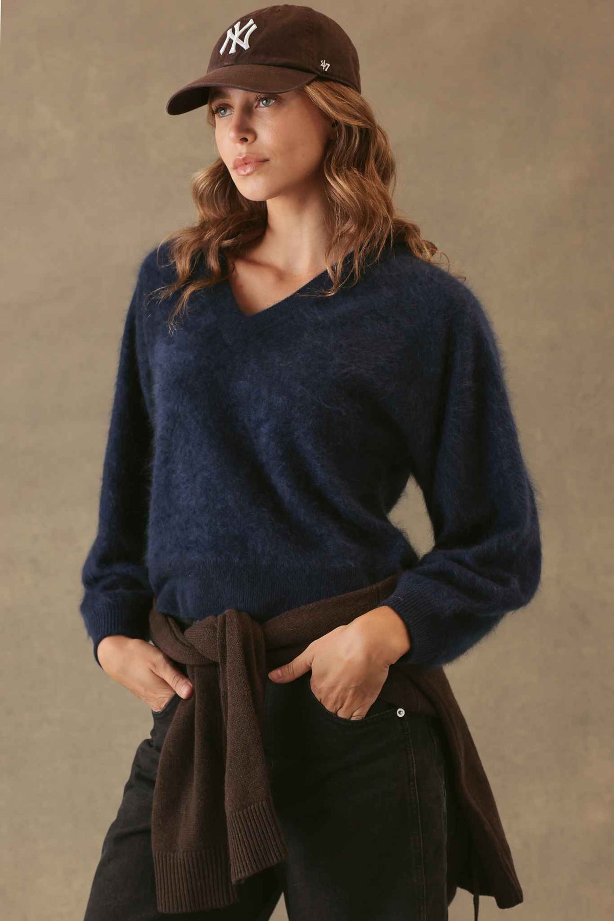 Sue Fuzzy Cashmere V Neck Pullover