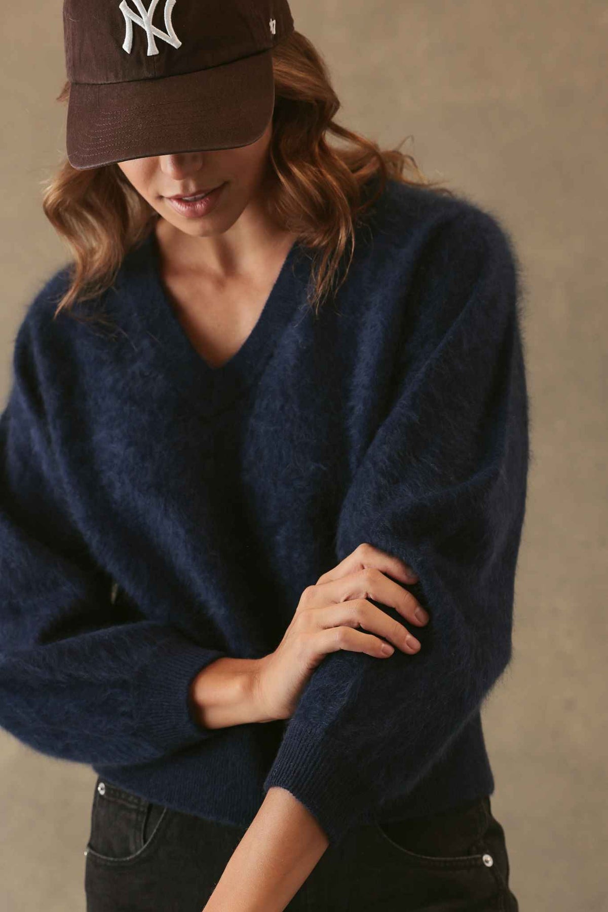 Sue Fuzzy Cashmere V Neck Pullover