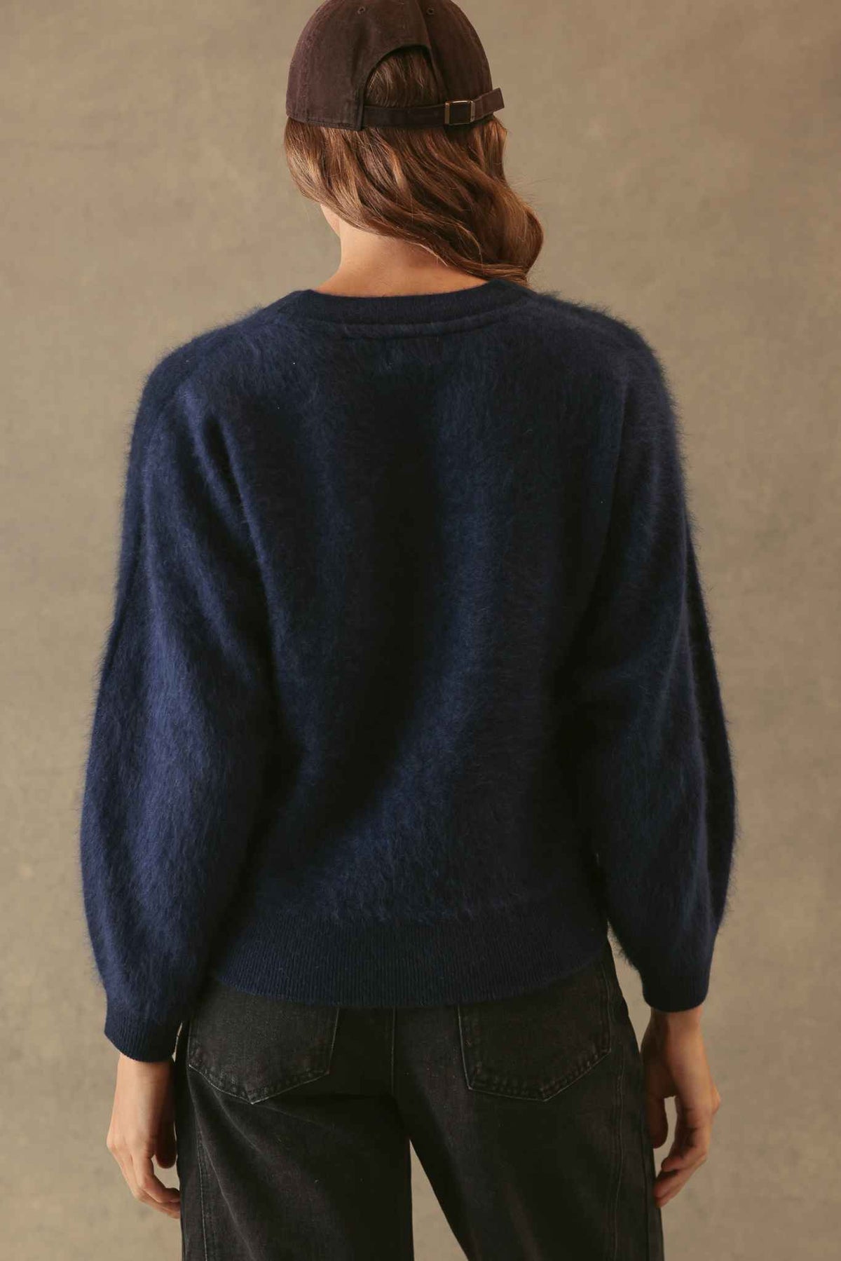 Sue Fuzzy Cashmere V Neck Pullover