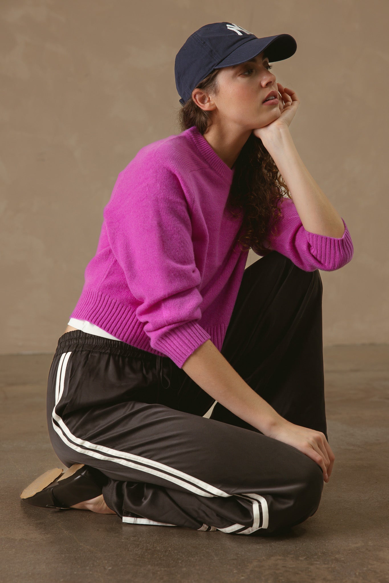 Alyson Cropped Cashmere Crewneck