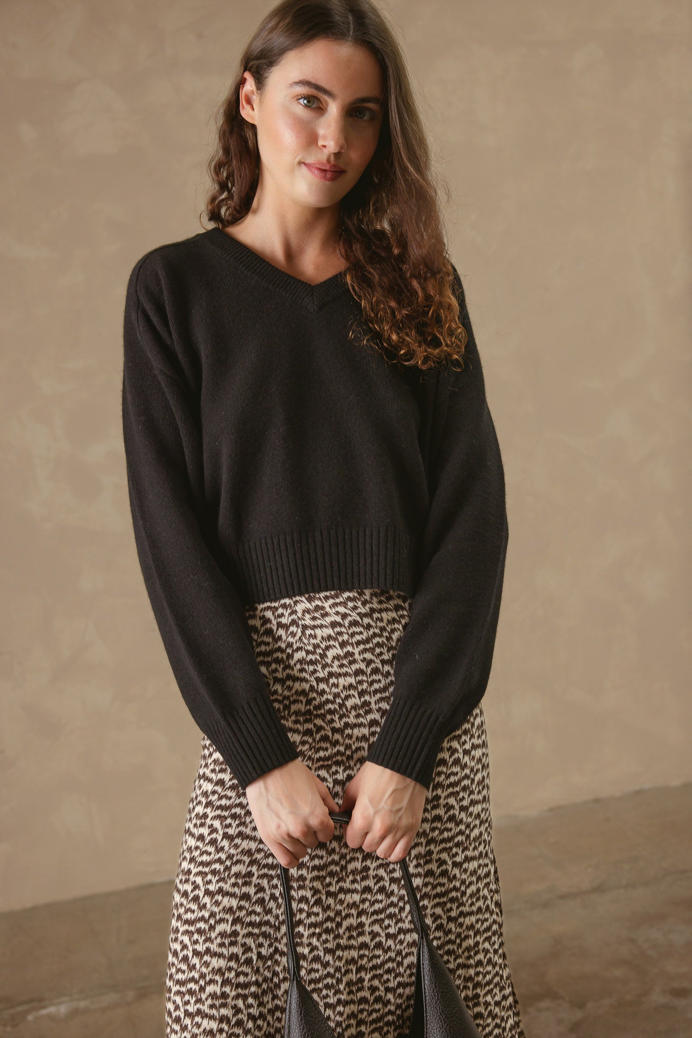 Crystal Women's Cashmere V Neck Pullover