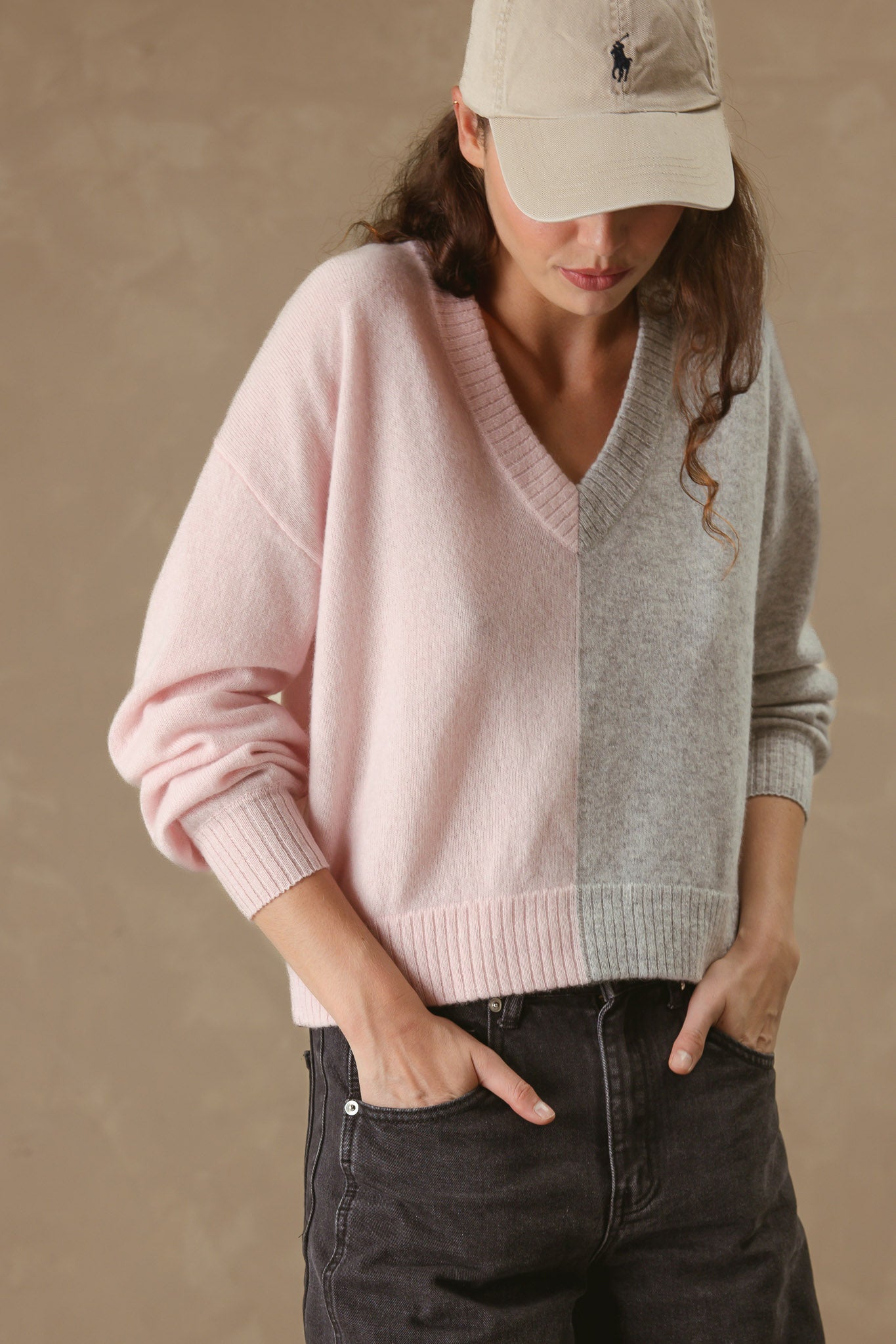 Simone Color Blocked Cashmere V Neck