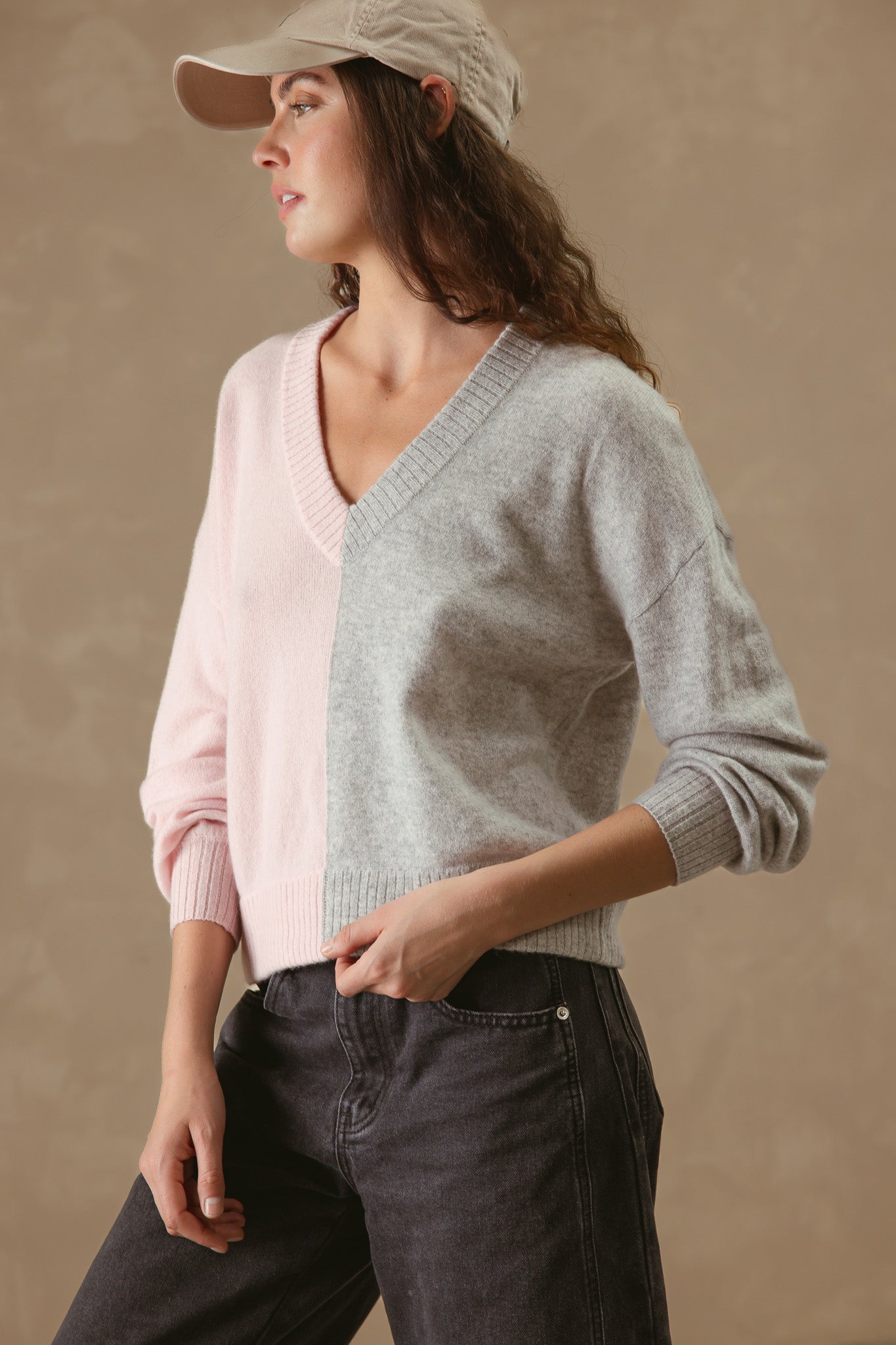 Simone Color Blocked Cashmere V Neck