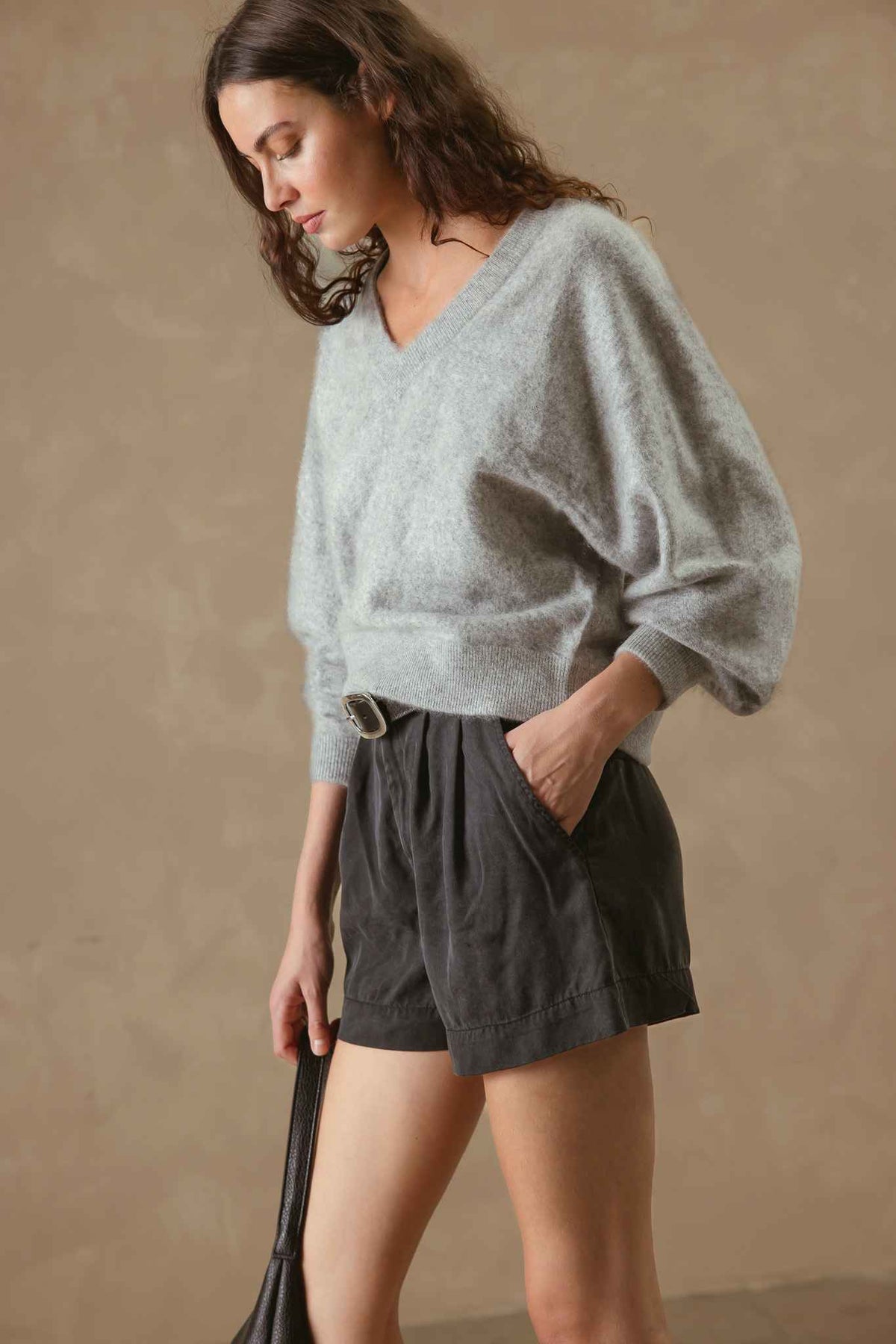Sue Fuzzy Cashmere V Neck Pullover