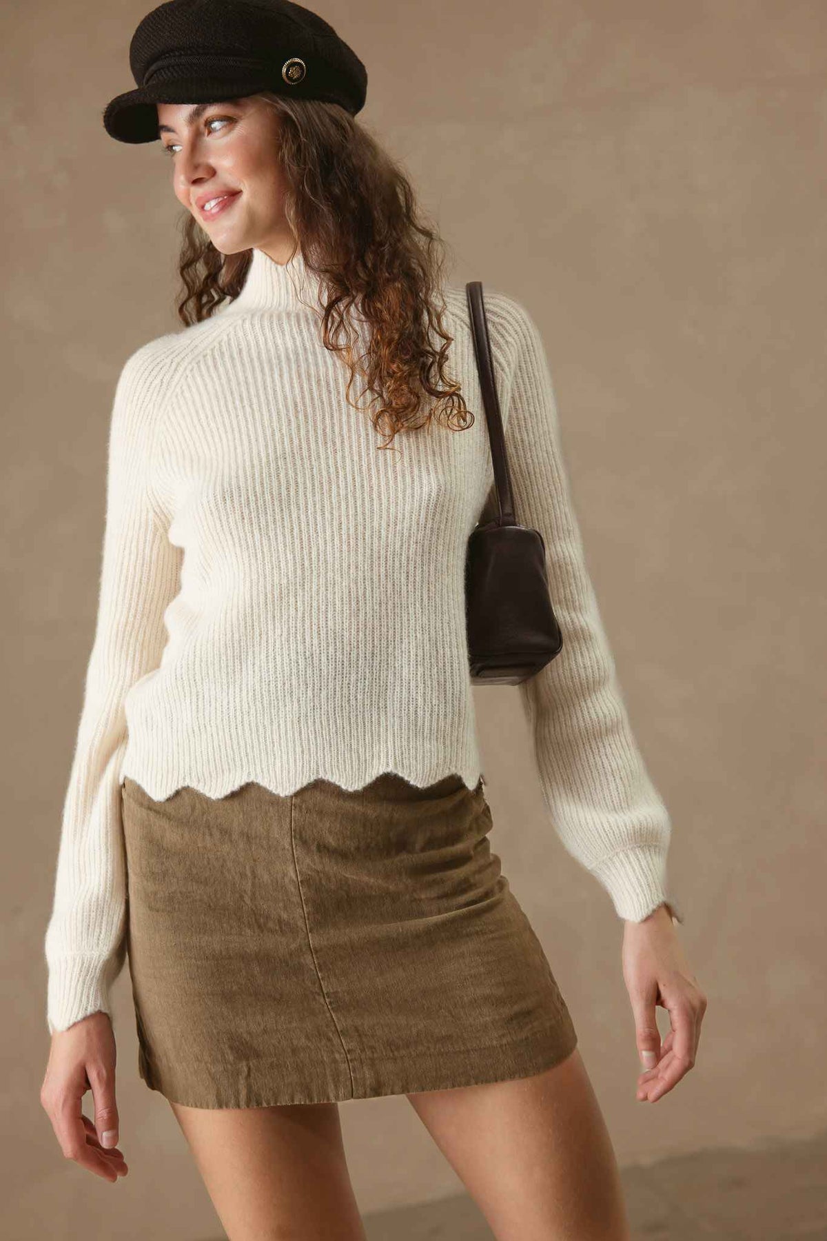 Talia Silk Cashmere Pullover with Scallop Edge Trim