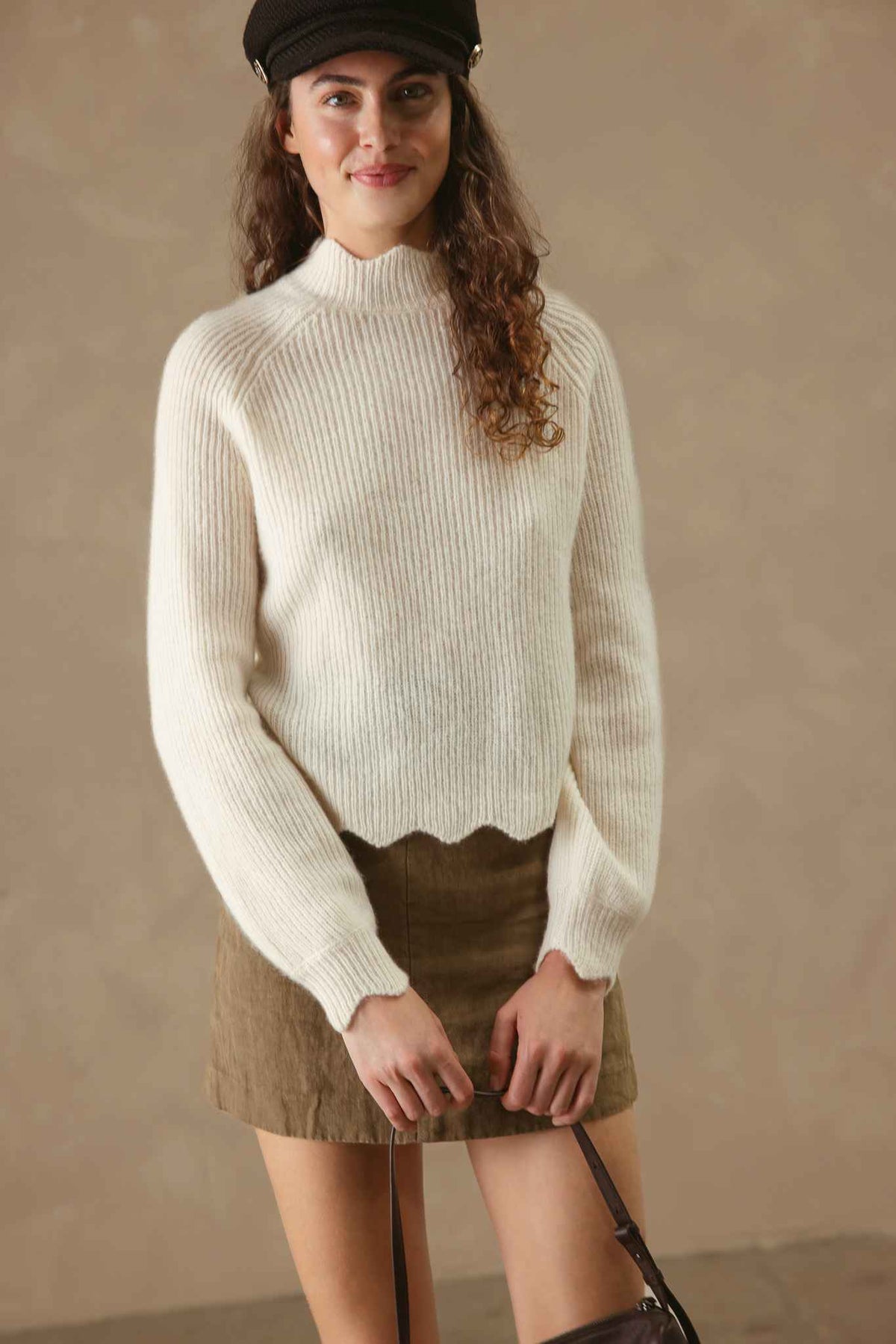 Talia Silk Cashmere Pullover with Scallop Edge Trim