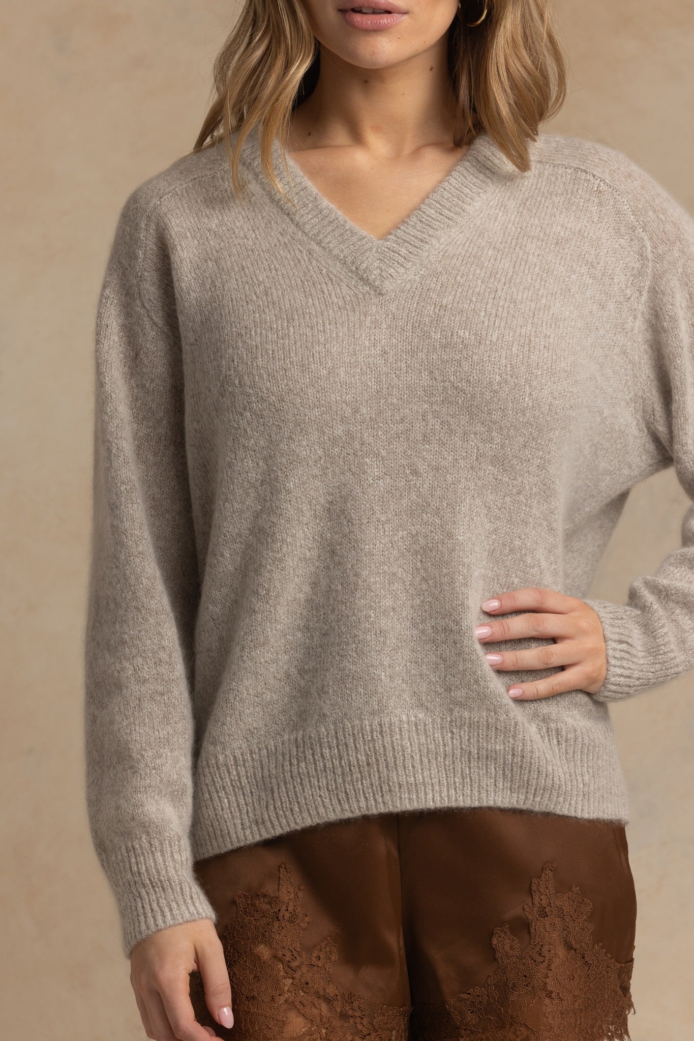 Chris Oversized Cashmere V Neck