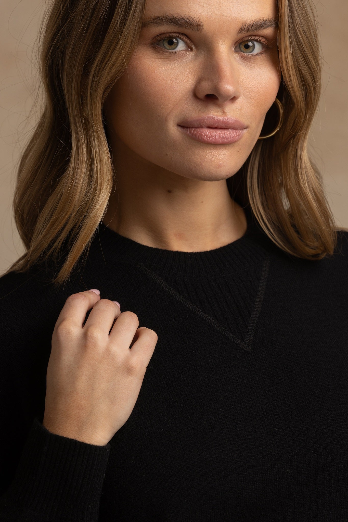 Misia Cashmere Cropped Crew