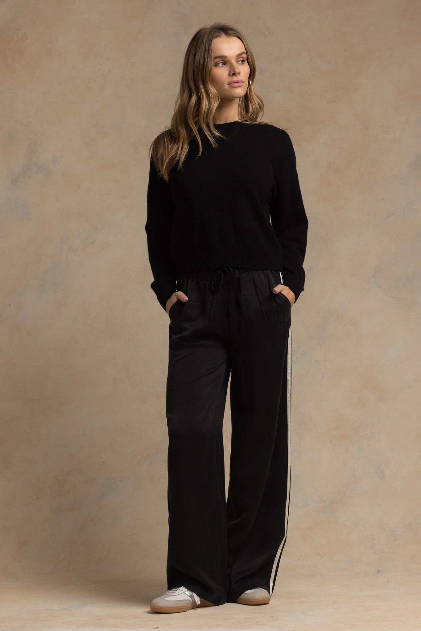 Misia Cashmere Cropped Crew