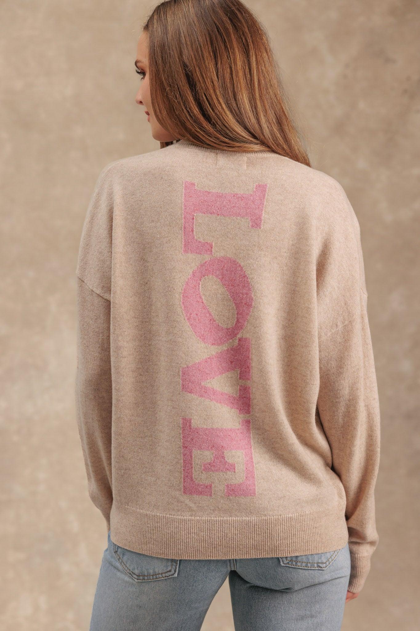 Lovella Cashmere V with LOVE Intarsia