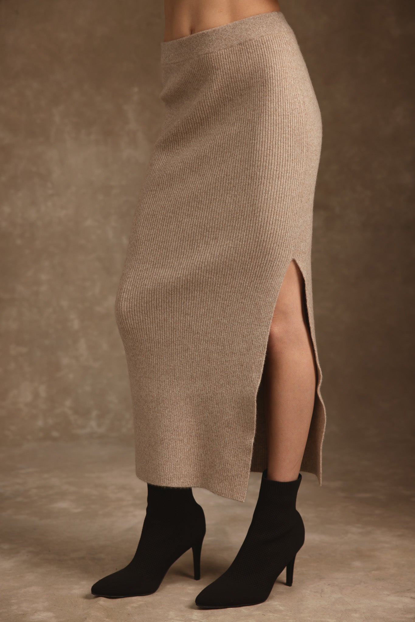Betsi Women's Ribbed Pencil Skirt