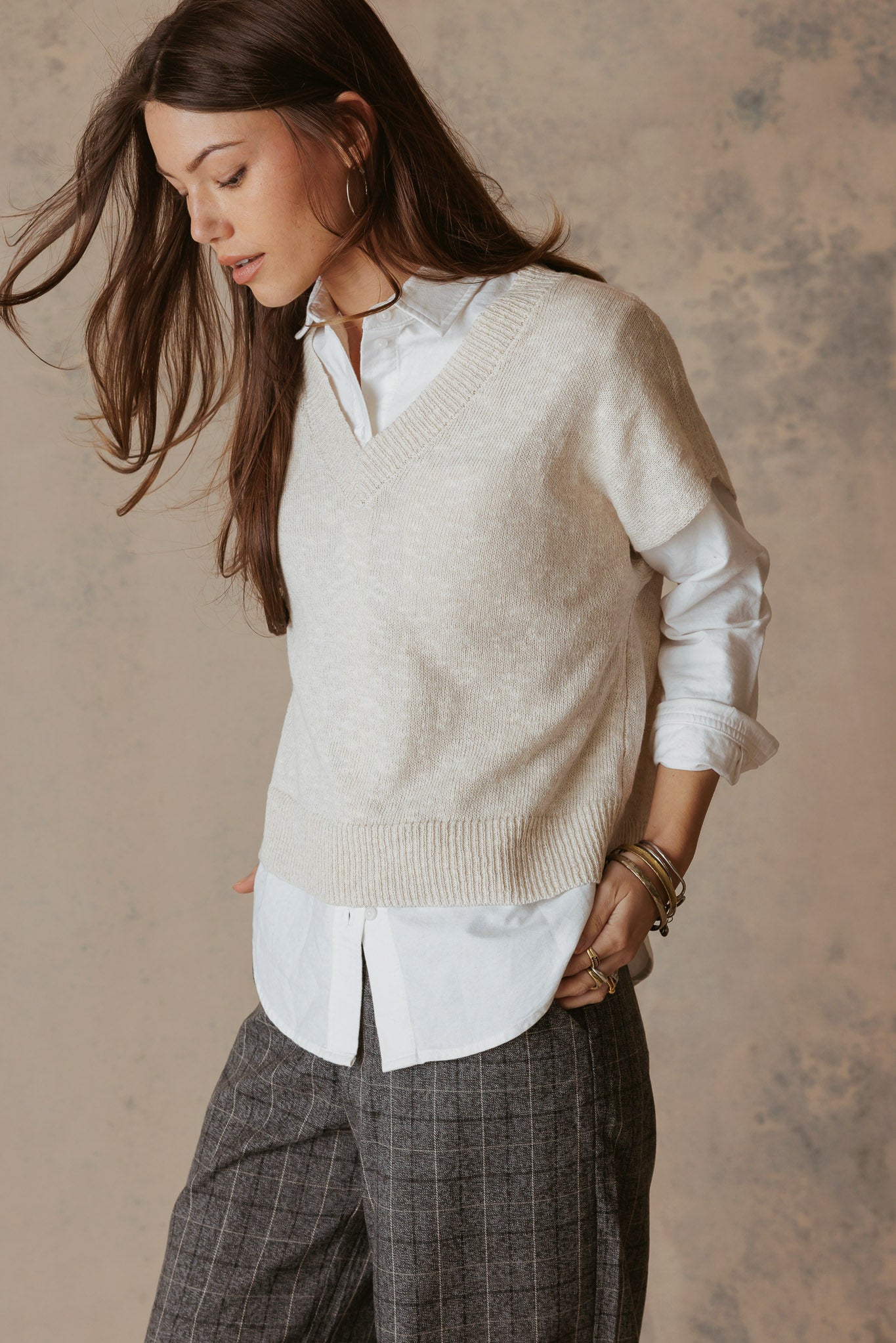 Baria Slub Linen Silk Blend V Neck Top