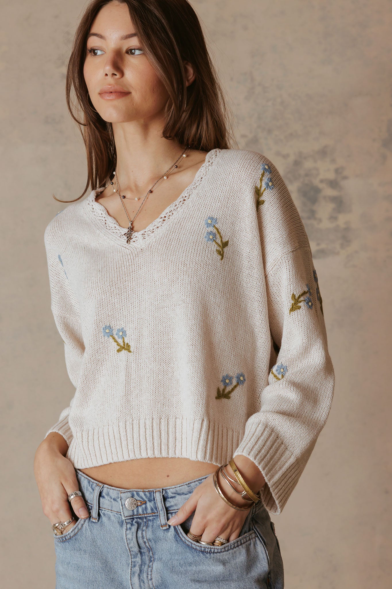 Gelina Linen Blend V neck with Floral Embroidery