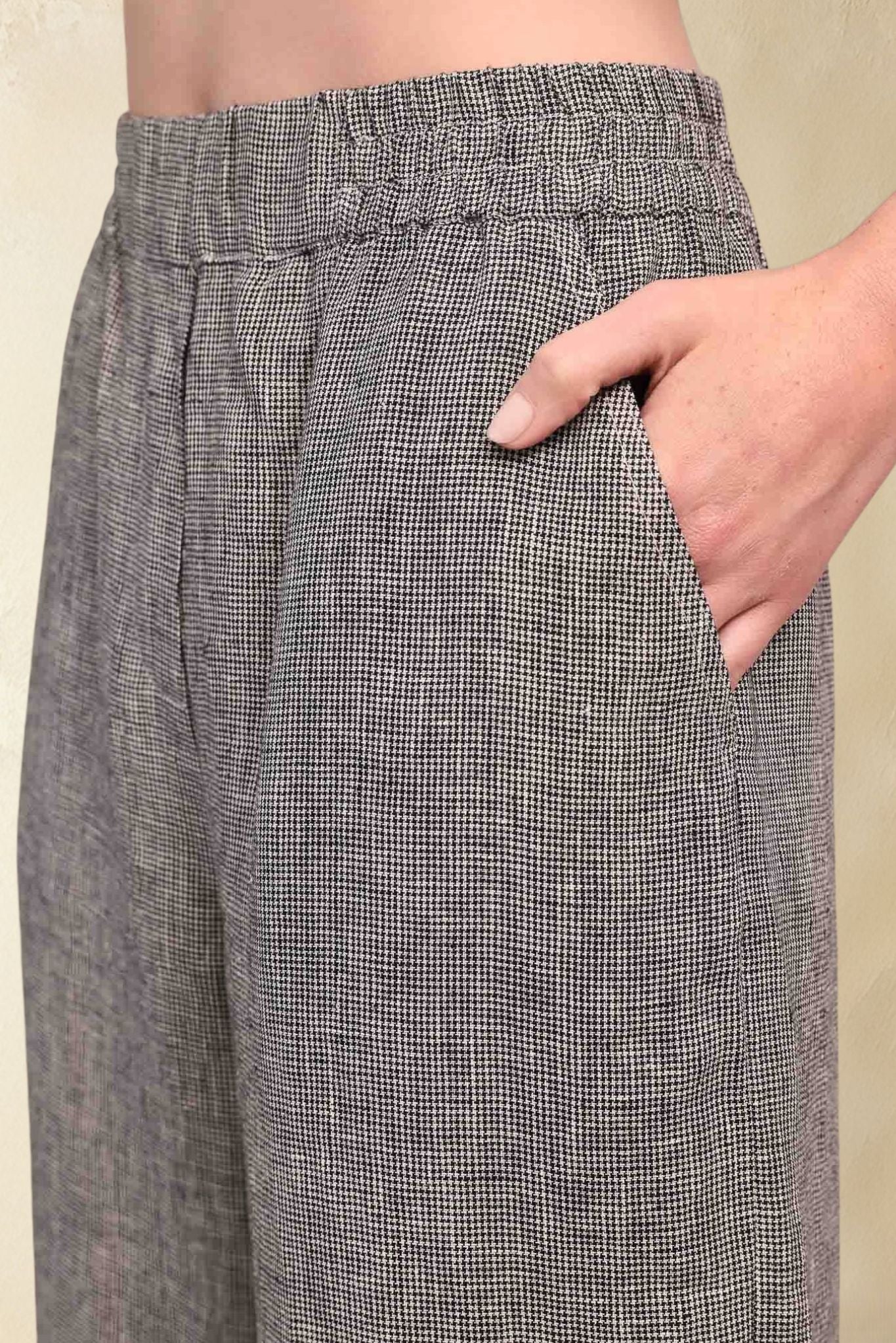 Alara Linen Wide Leg Cropped Pant