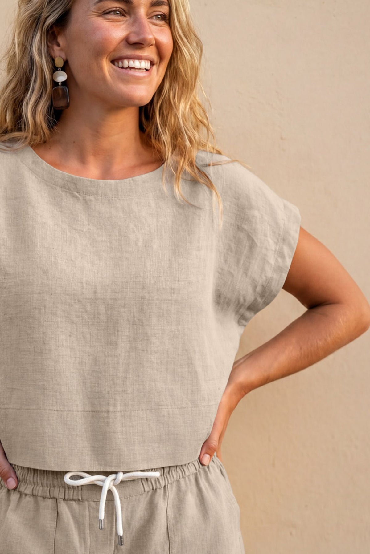 Serra Linen Boat Neck Cropped Top