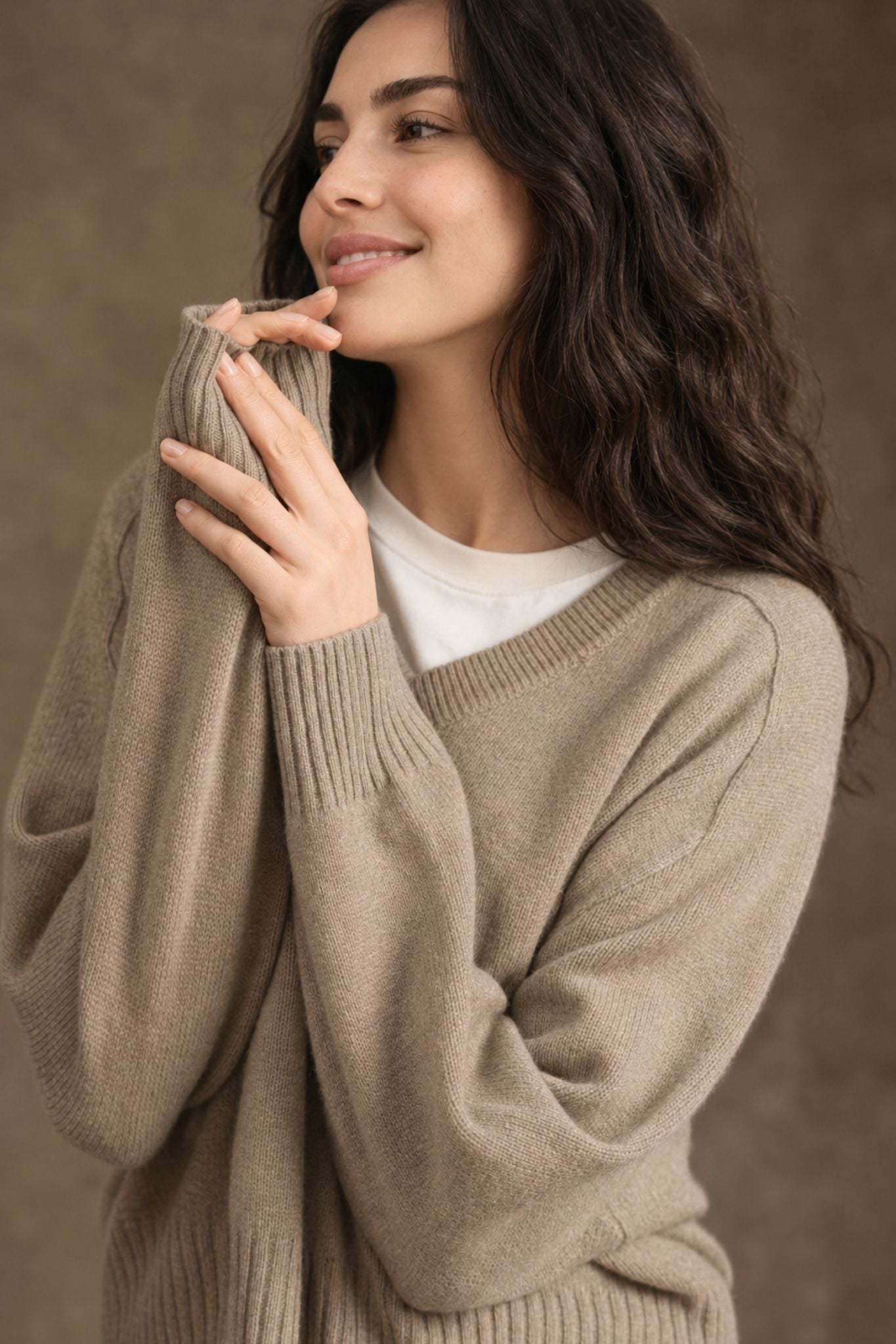 Crystal Women's Cashmere V Neck Pullover