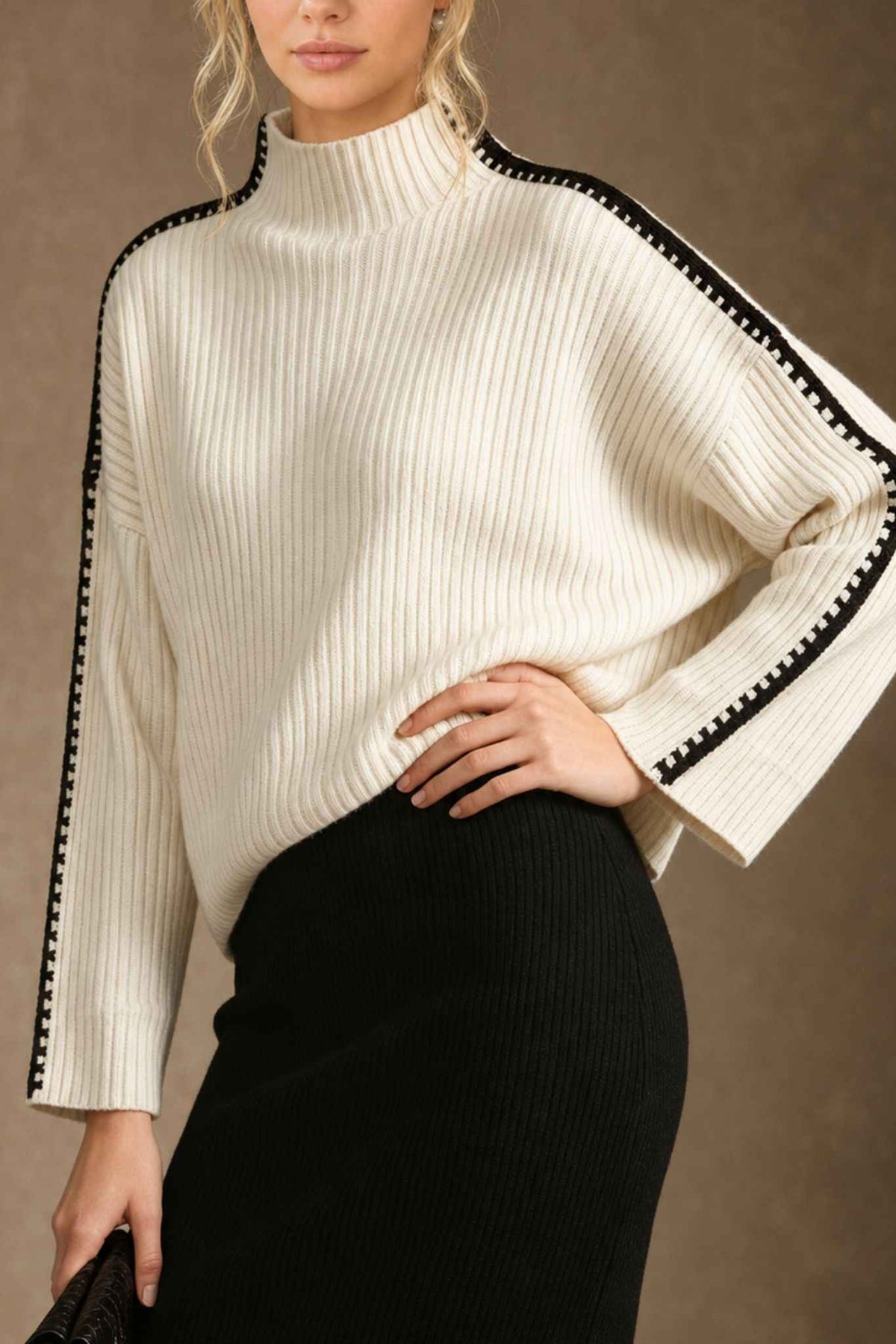 Mochi Mockneck With Whip Stitch Detail