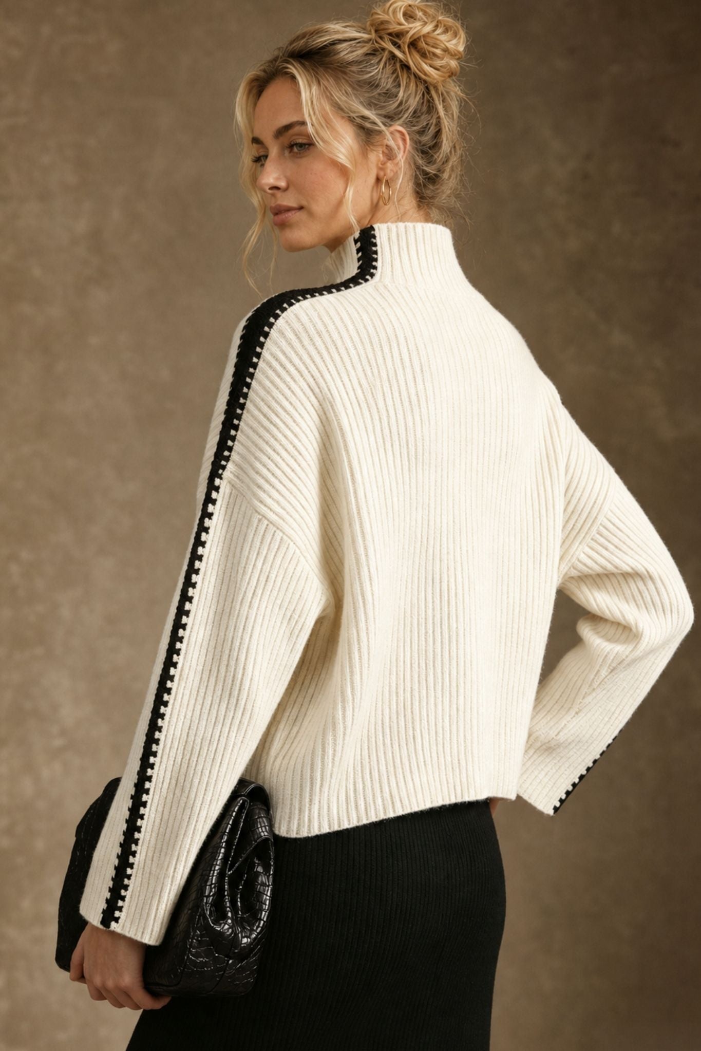 Mochi Mockneck With Whip Stitch Detail