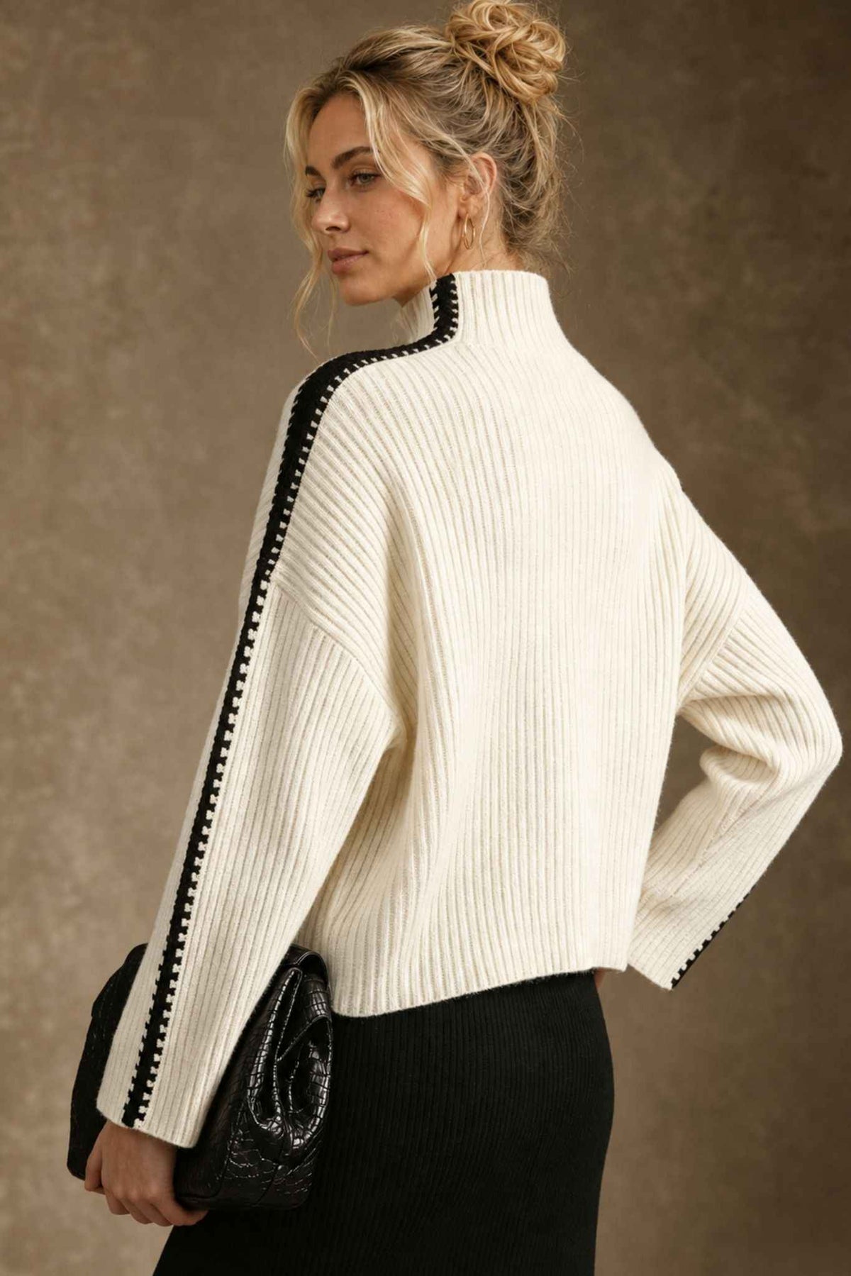 Mochi Mockneck With Whip Stitch Detail