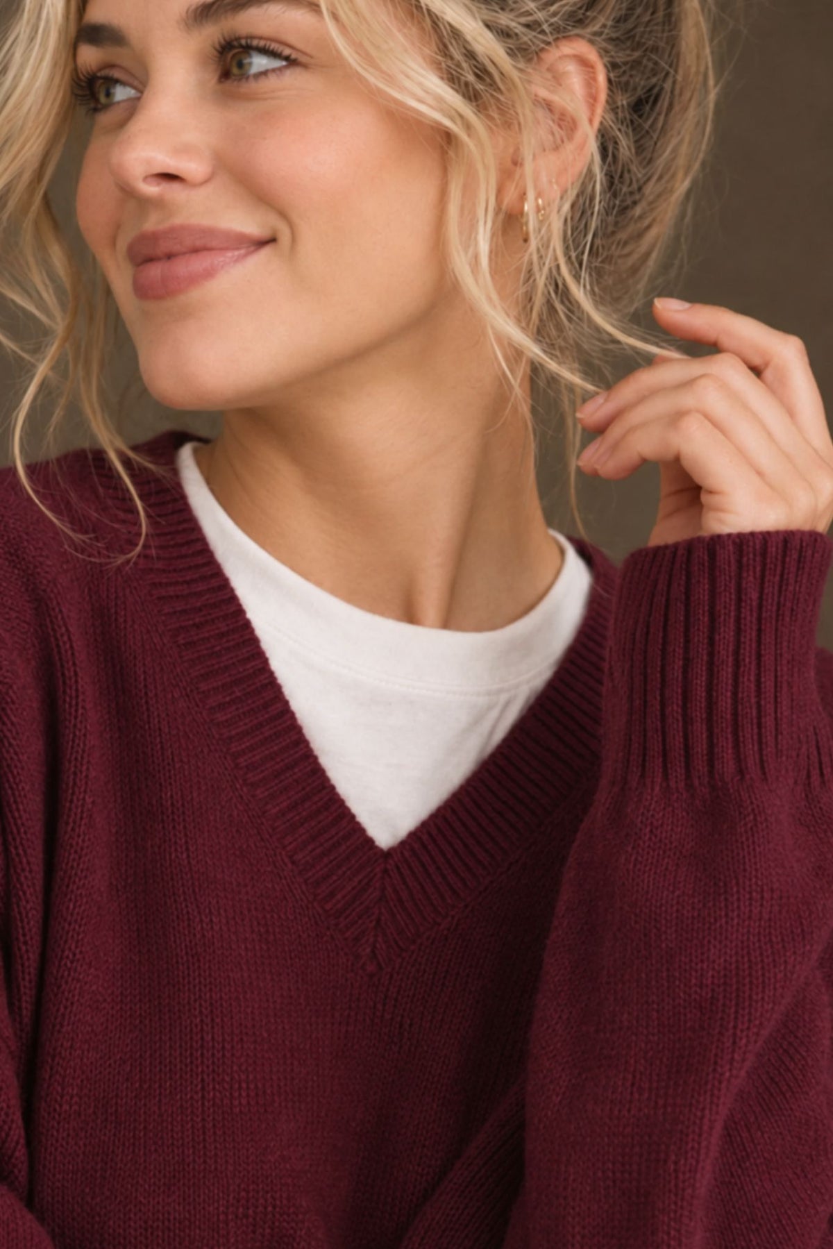Crystal Women's Cashmere V Neck Pullover