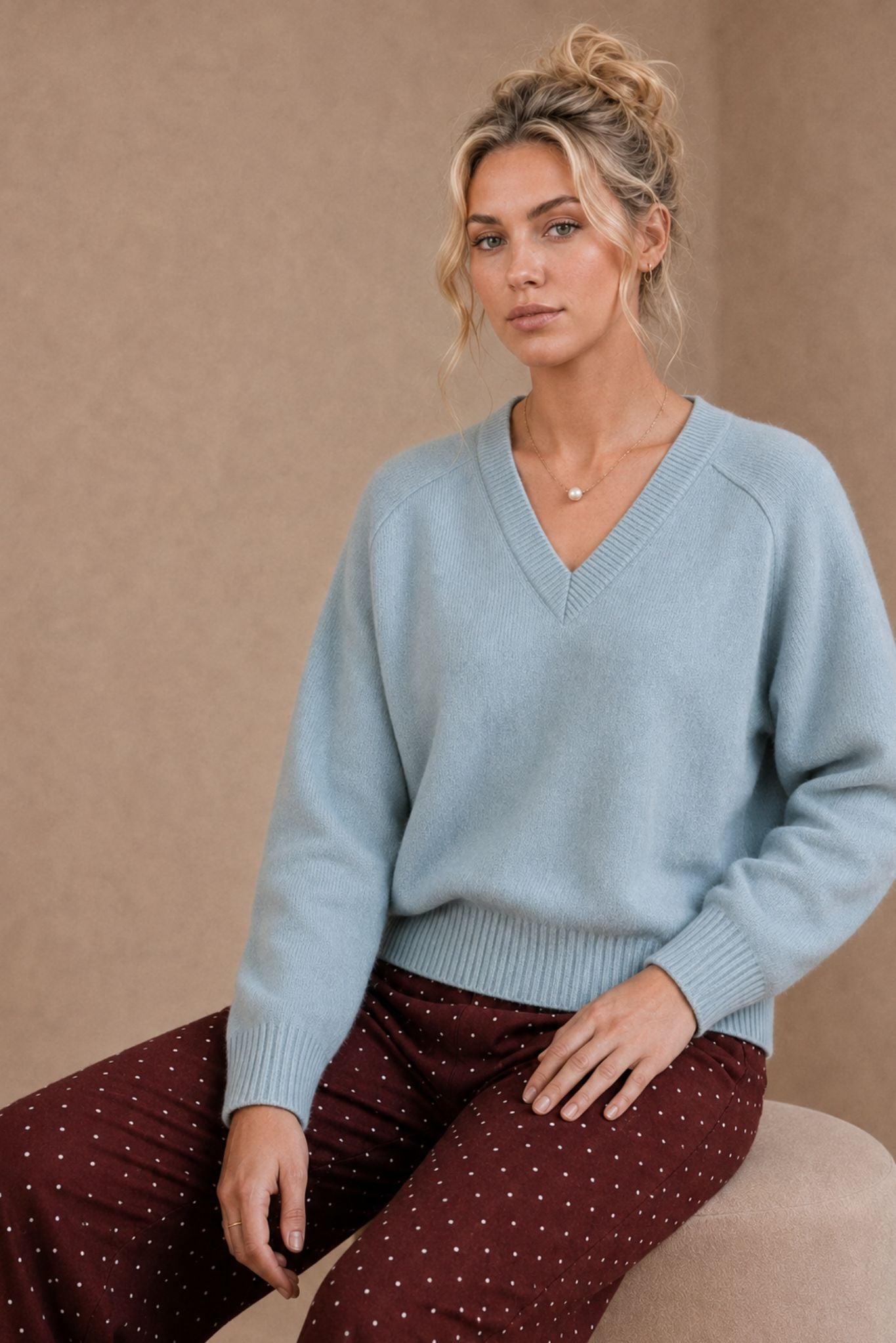Crystal Women's Cashmere V Neck Pullover
