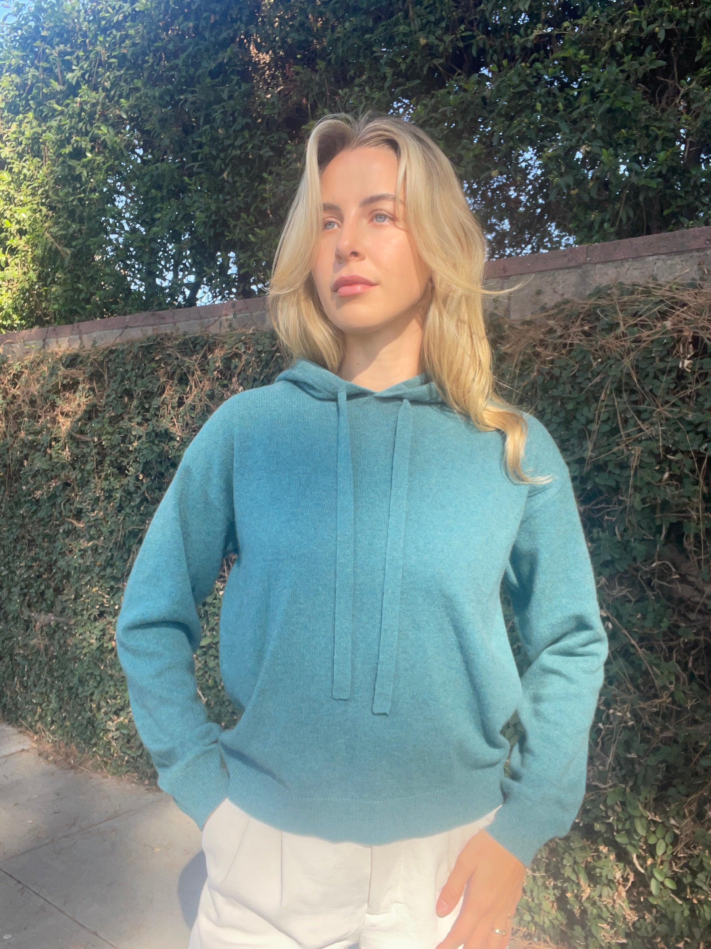 Elina Women's Cashmere Pullover Hoodie
