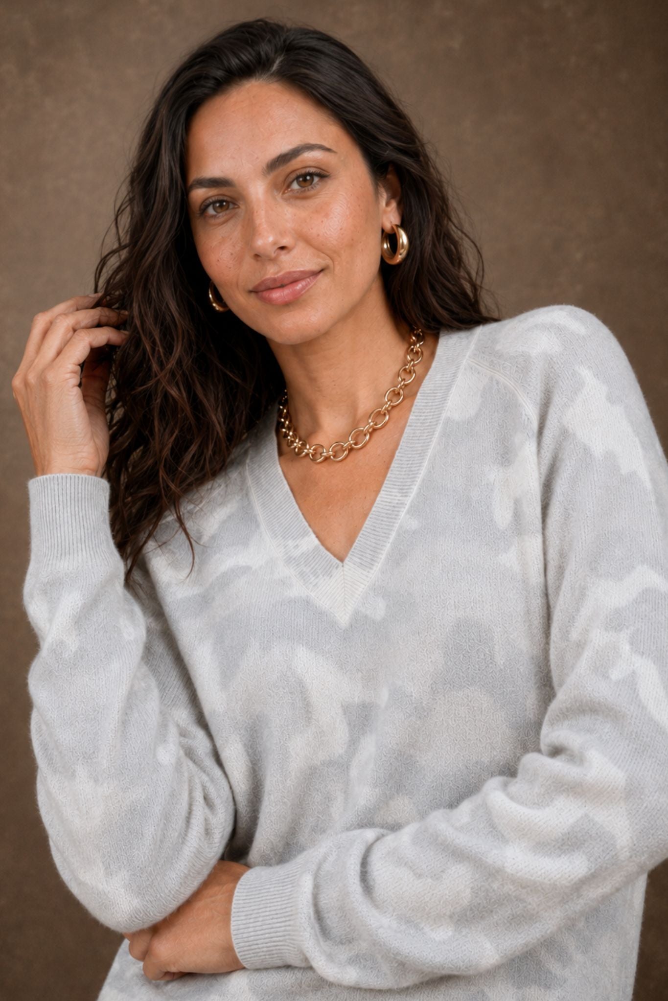 Nani Women's Cashmere V-Neck Pullover Sweater