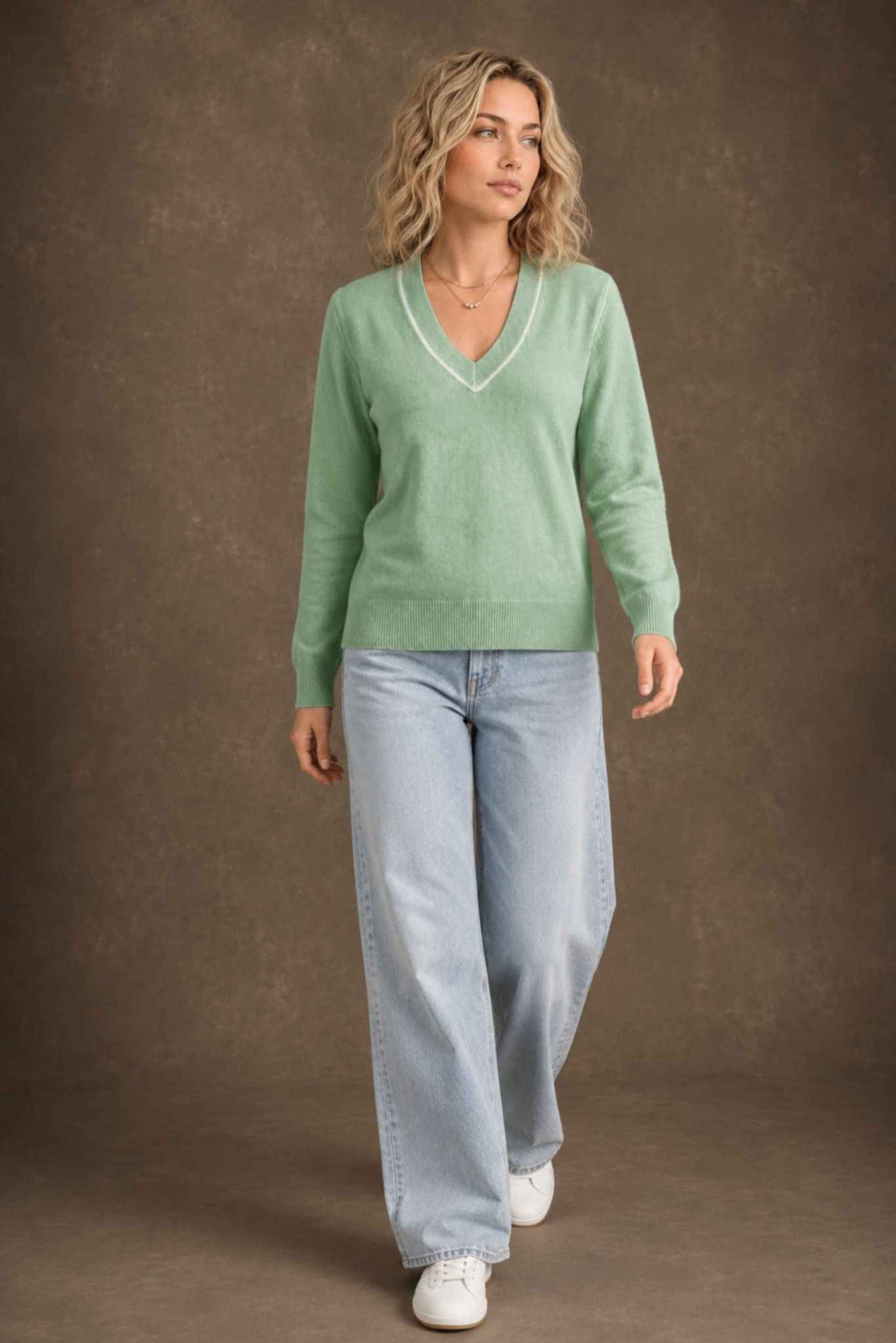Sarah Cashmere V Neck