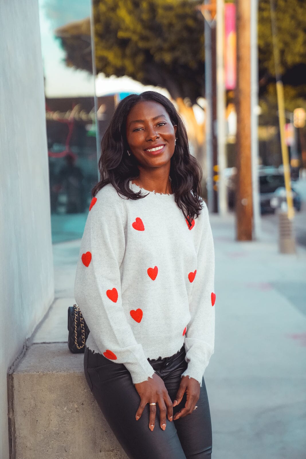 Carmen Cashmere Crew Neck Sweater for Women | Relaxed Fit