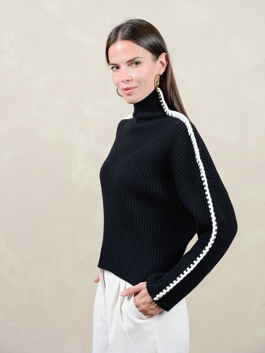 Marullo Stitch Cashmere Mock Neck Sweater for Women