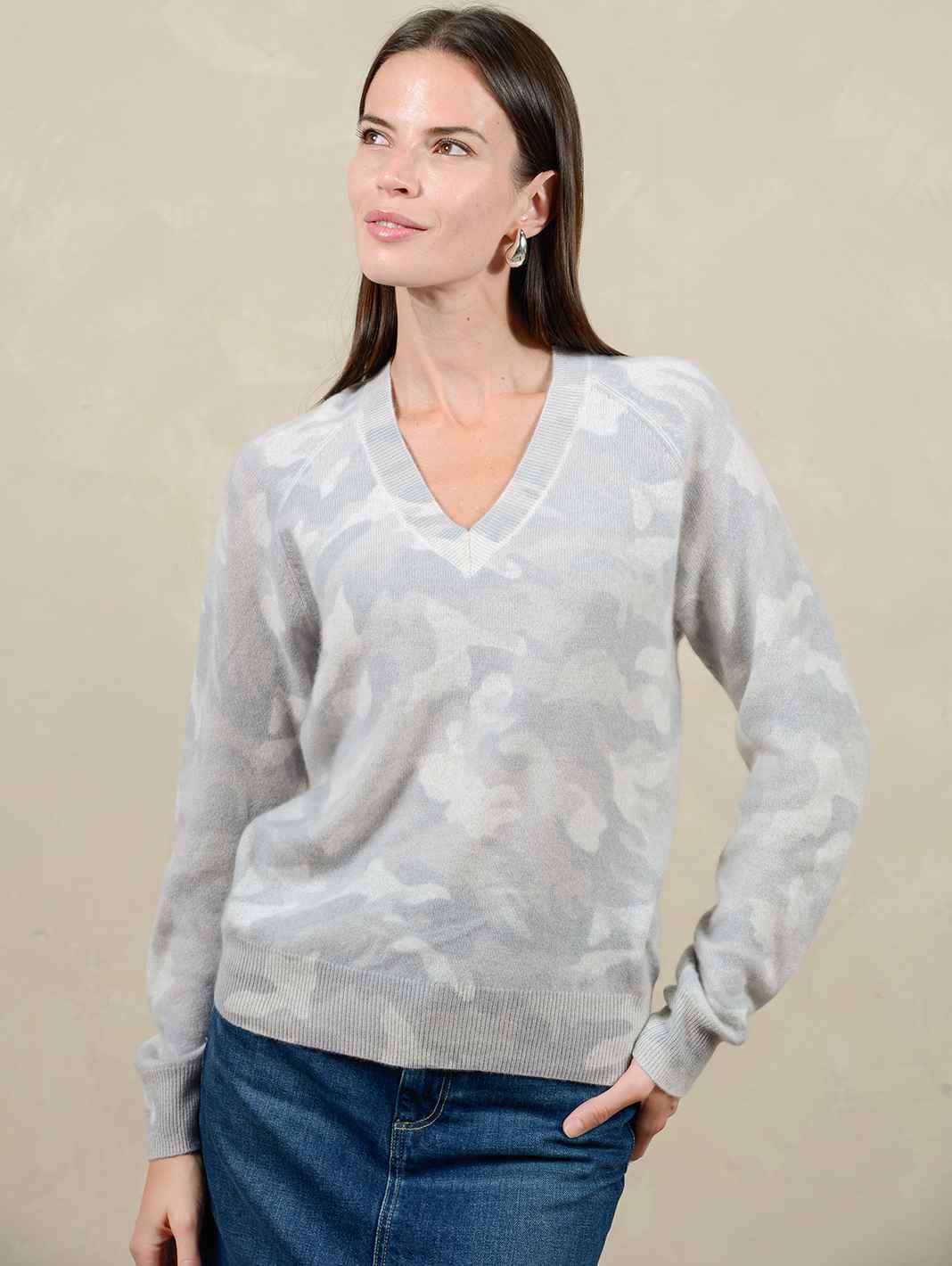 Nani Women's Cashmere Camo Print V Neck