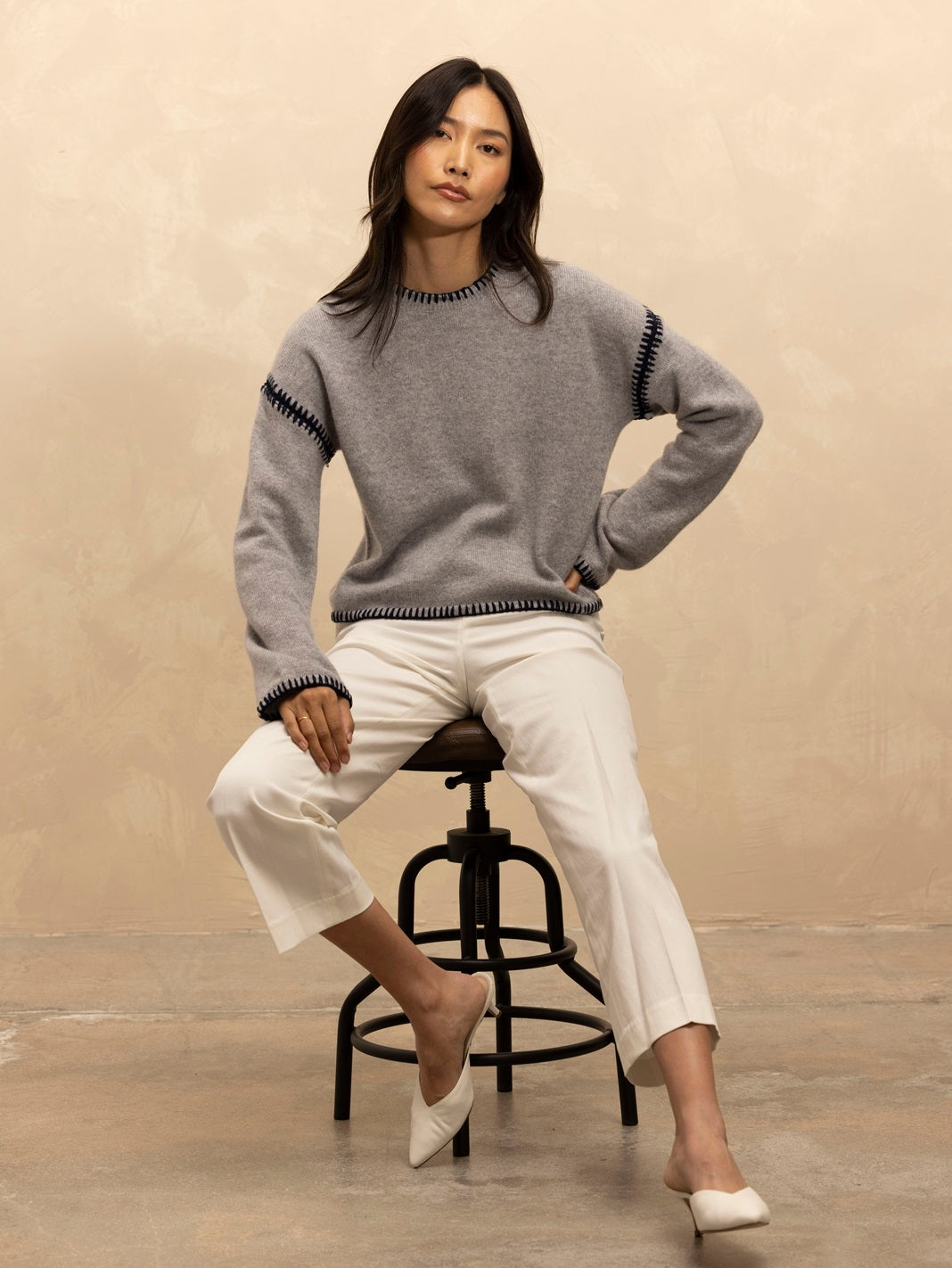 Cinthia Contrast Stitching Cashmere Crewneck