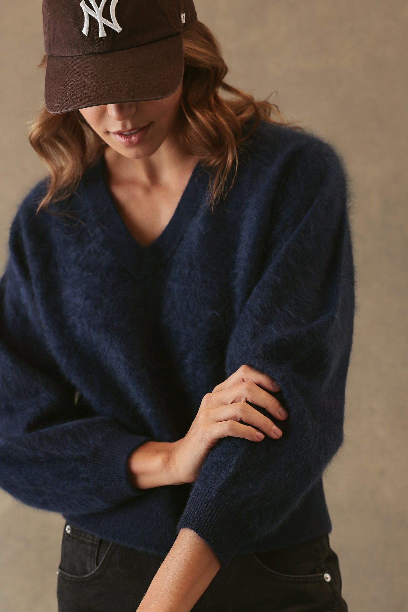 Sue Fuzzy Cashmere V Neck Pullover