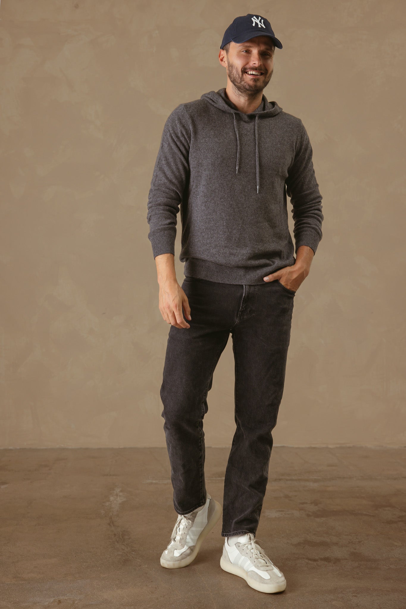 Dume Men's Cashmere Pullover Hoodie
