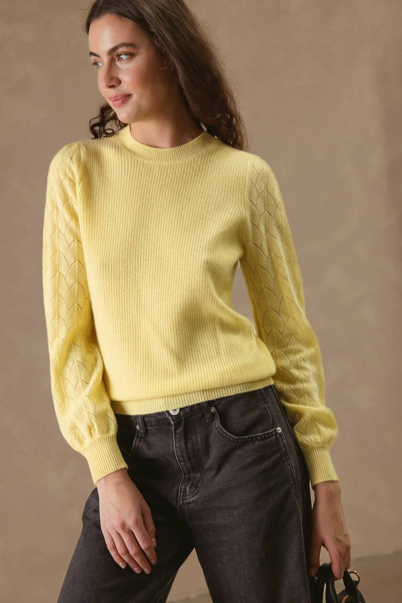 Hinnen Cashmere Crewneck with Pointelle on Sleeves