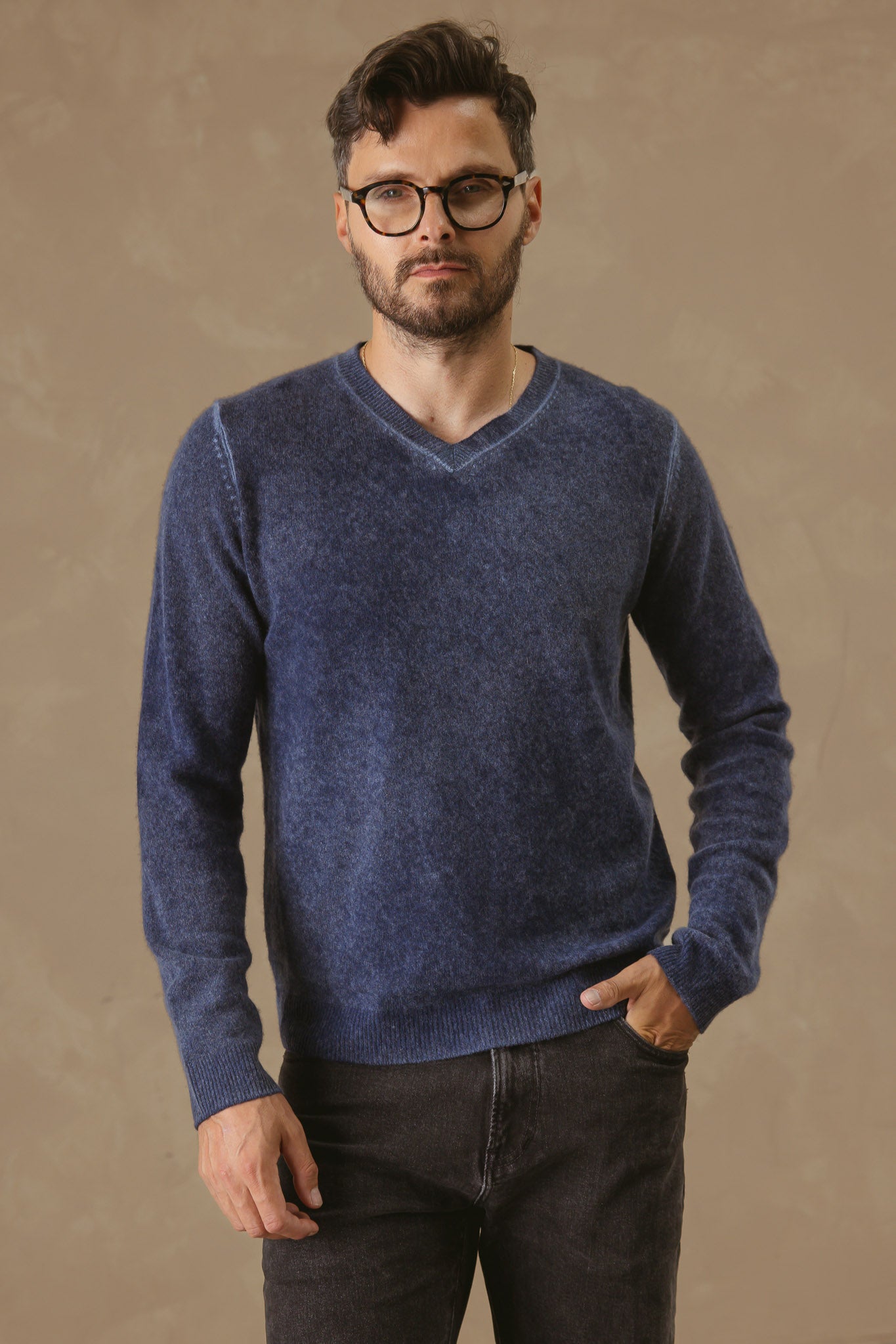 Rudolfo Men's Cashmere V Neck