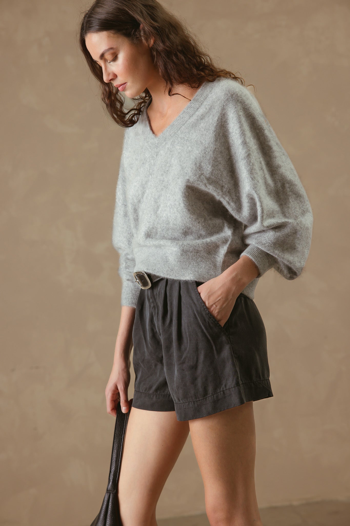 Sue Fuzzy Cashmere V Neck Pullover